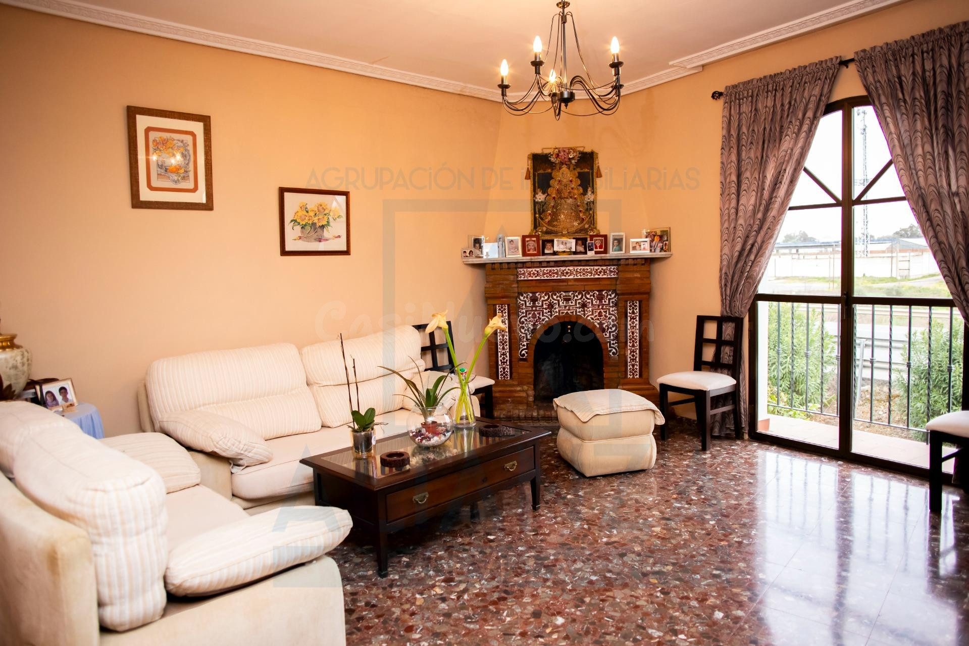 Casa en venta en Santiponce (Sevilla) - foto 5