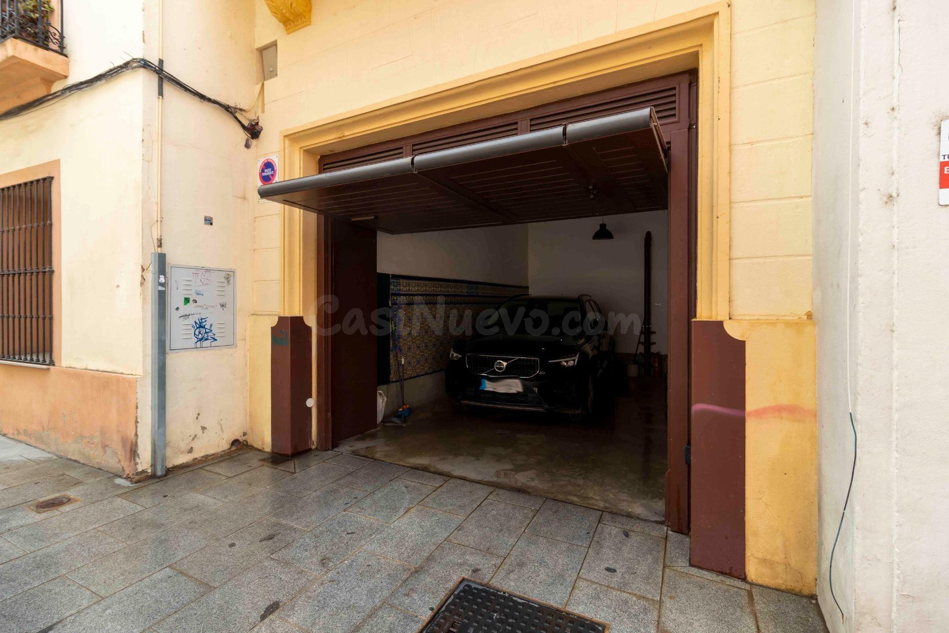 PALACETE EN PLENO CORAZON DE LA CIUDAD - foto 4