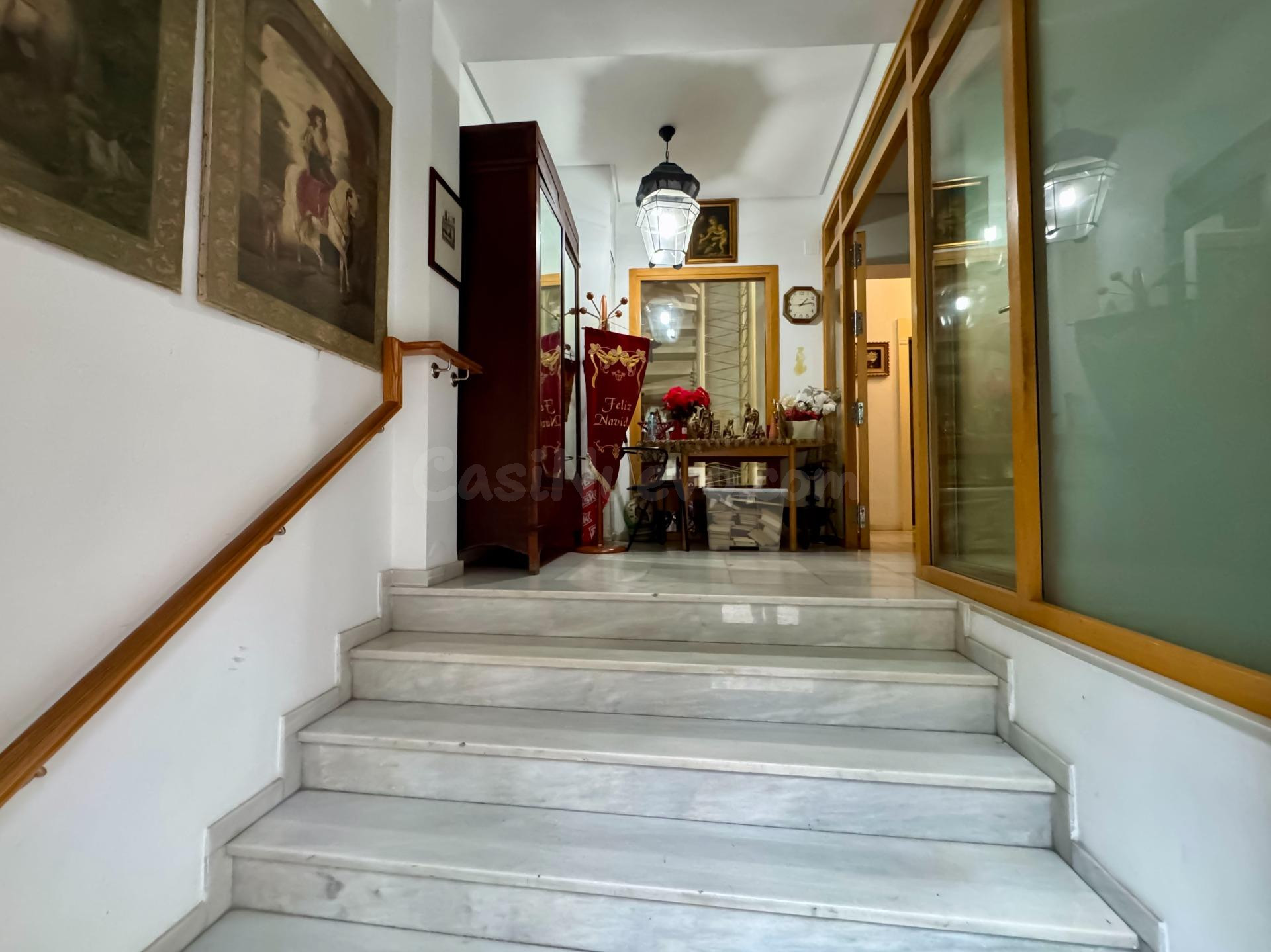 Venta de casa en La Alameda, Sevilla - foto 2