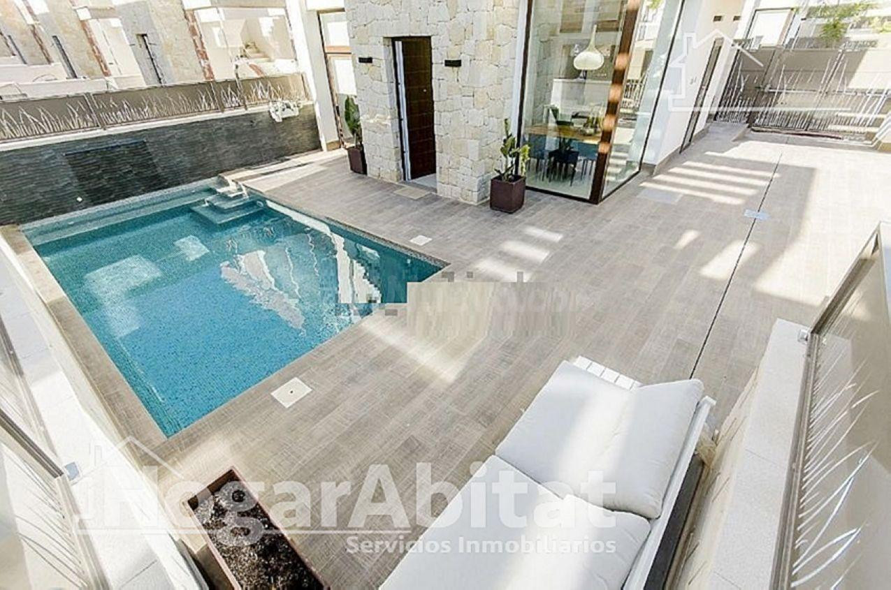 MARAVILLOSO CHALET CON JARDÍN, PISCINA Y GARAJE - foto 2