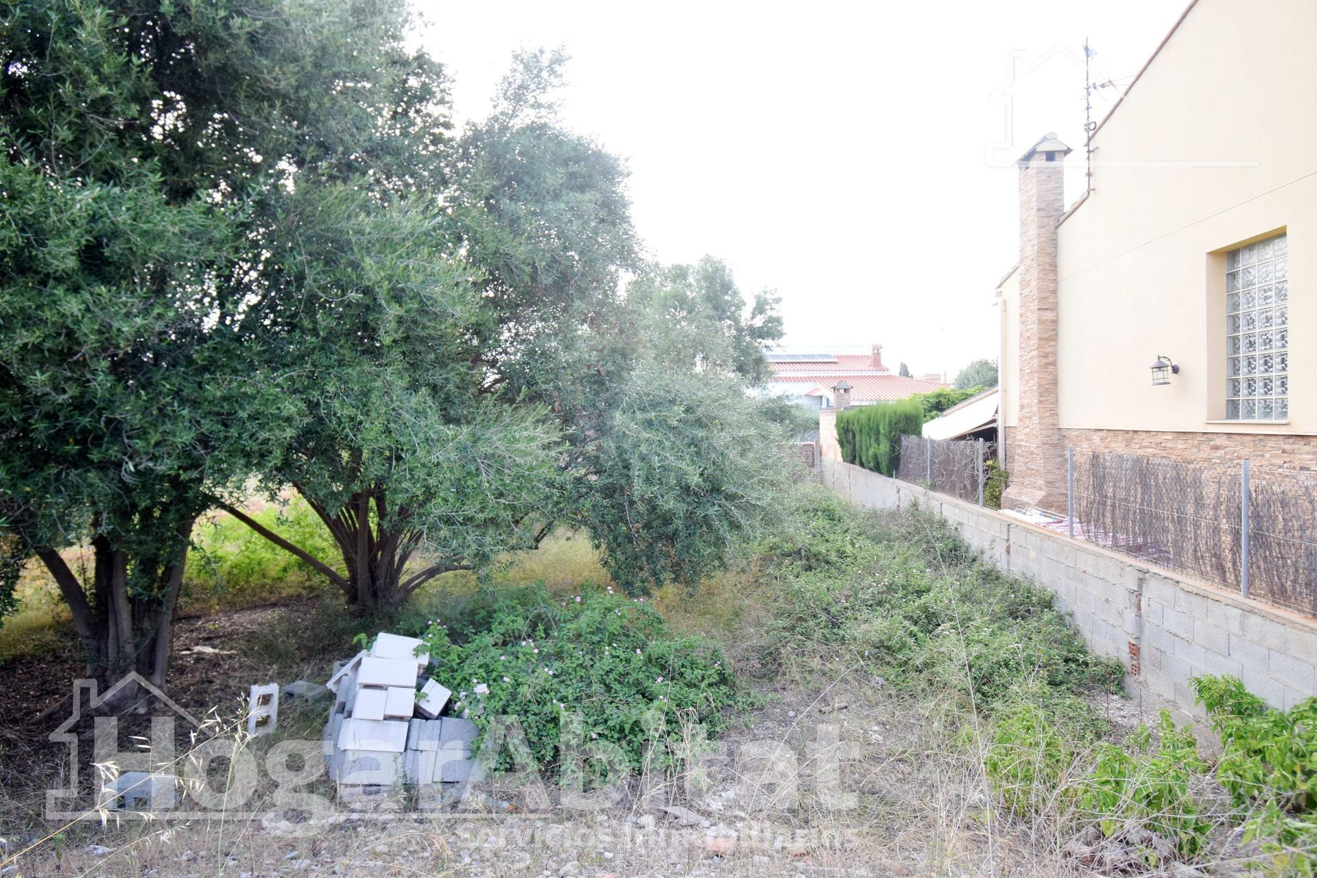 TERRENO URBANO EN PRIMERA LÍNEA JUNTO AL MAR - foto 4
