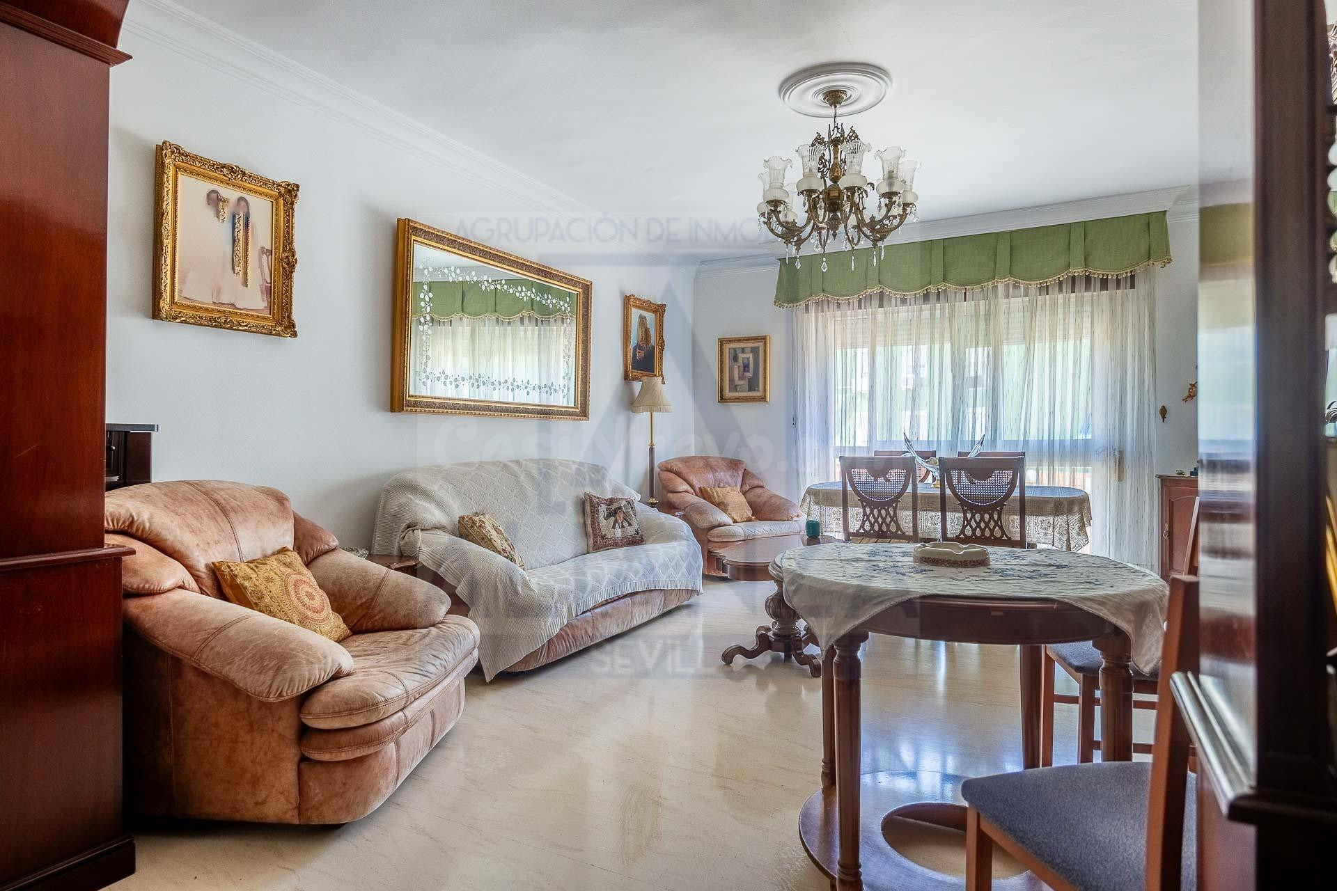 Venta de piso en el centro de Camas (Sevilla) - foto 2