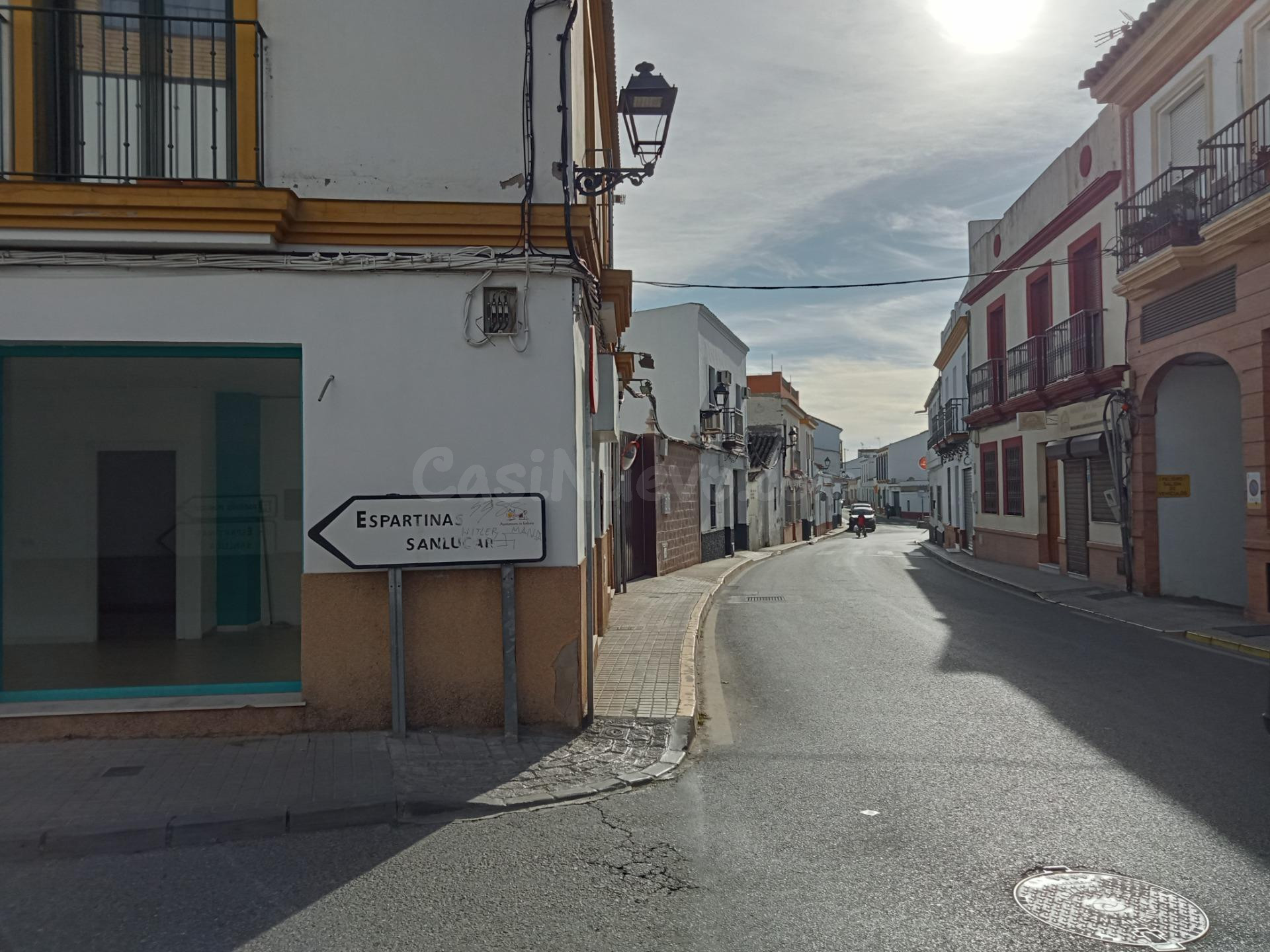 Local comercial en venta en pleno centro de Umbrete - foto 3