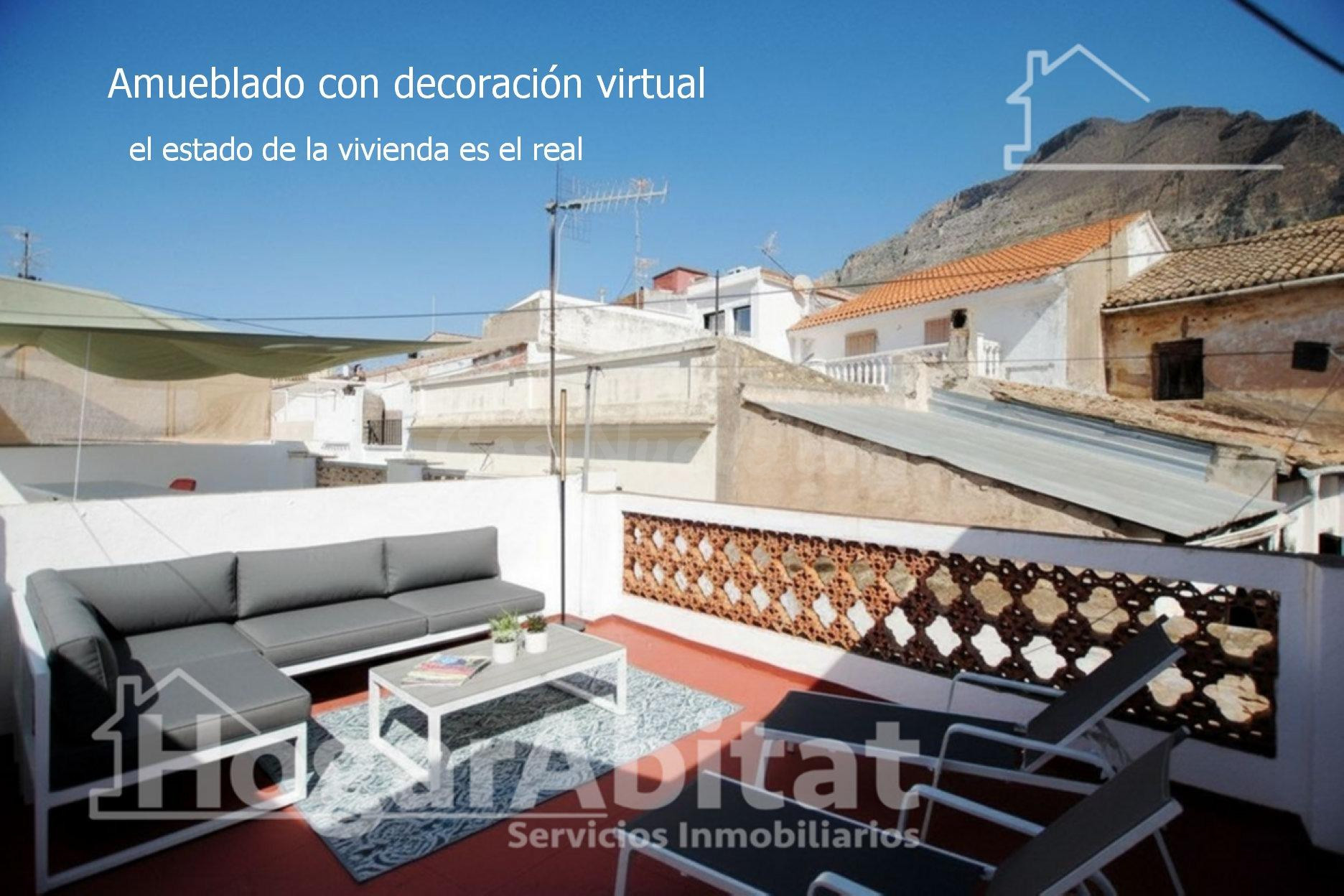 ¡GRAN OPORTUNIDAD! CASA DE PUEBLO CON PATIO, TERRAZA Y TRAST