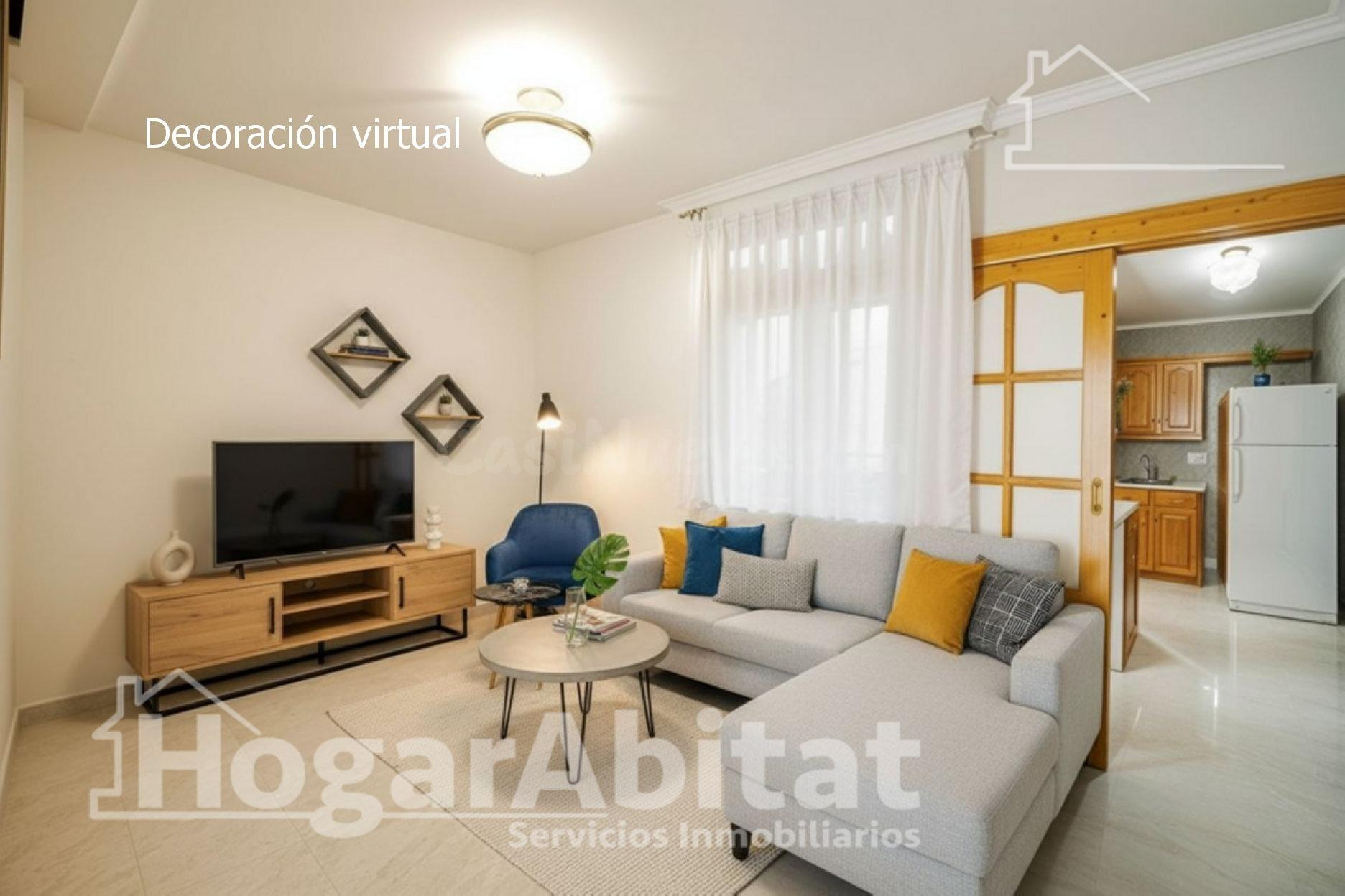 ¡GRAN OPORTUNIDAD! CASA DE PUEBLO CON PATIO, TERRAZA Y TRAST - foto 4
