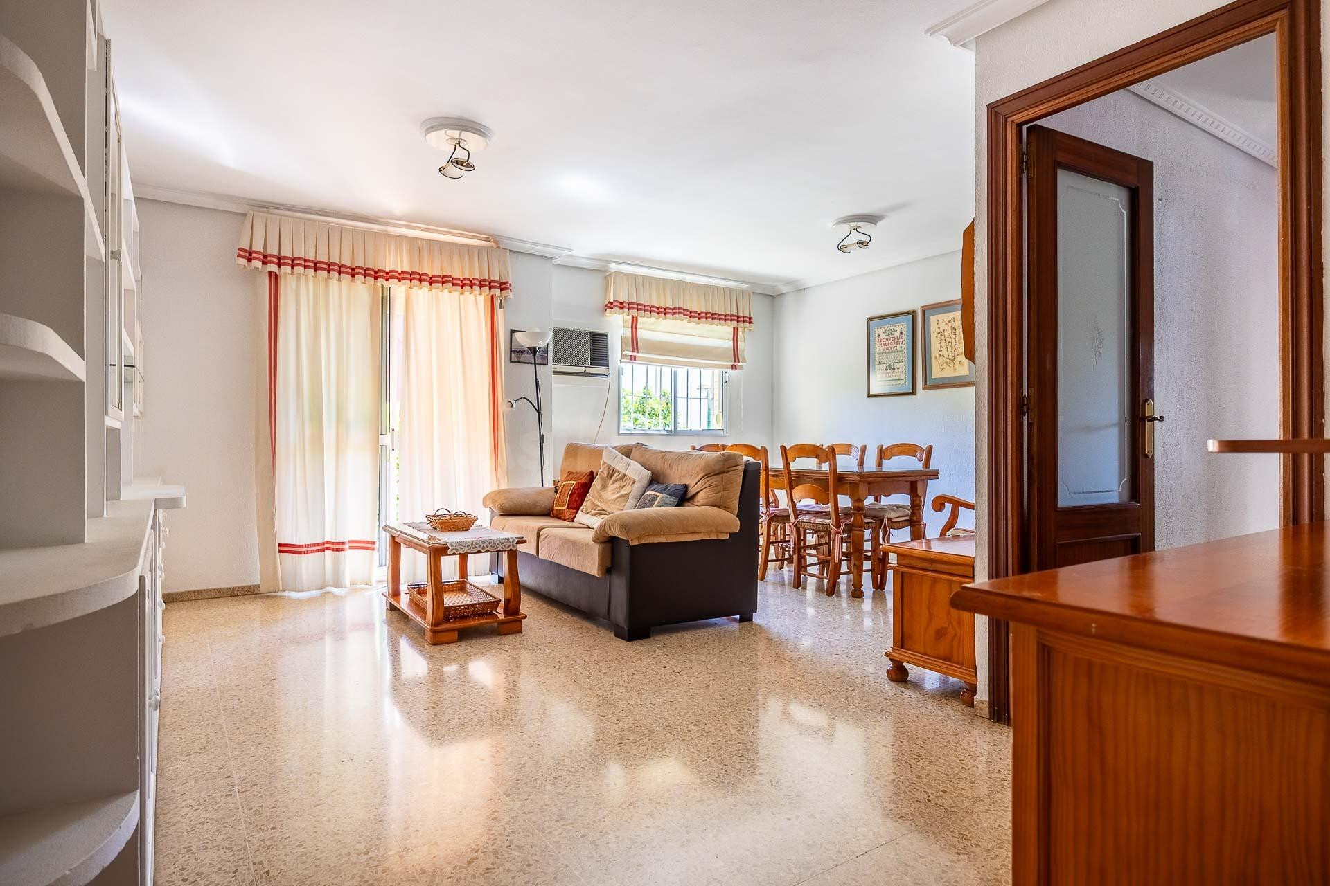 Venta de piso en La Macarena, Sevilla - foto 3