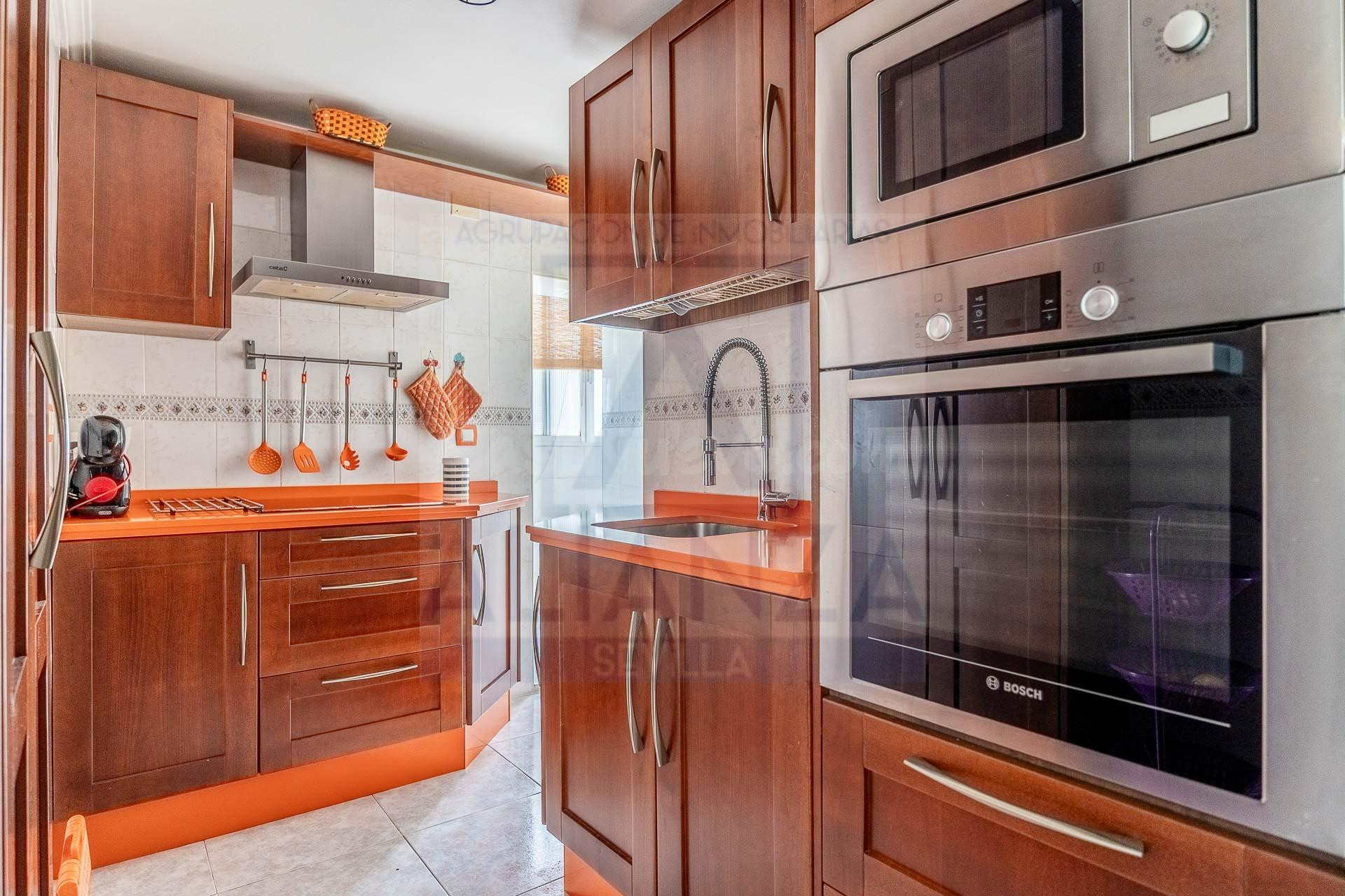 PISO EN VENTA EN CAMAS - foto 3