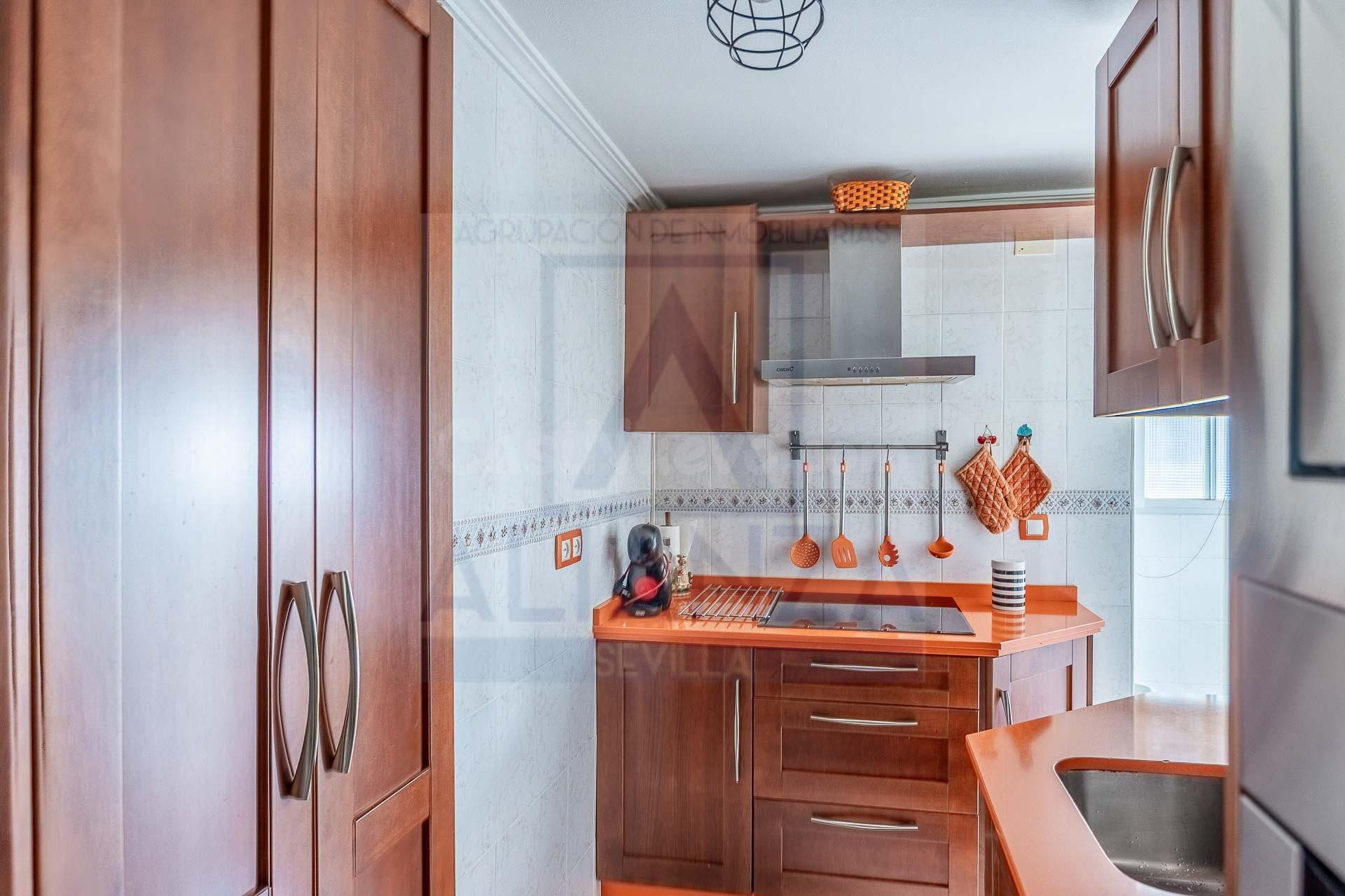 PISO EN VENTA EN CAMAS - foto 4