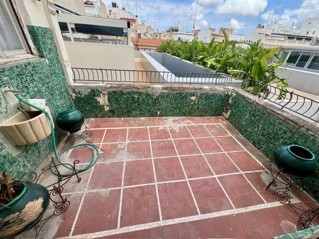 Piso señorial de 231 m2 en pleno centro de Elche con terraza - foto 3
