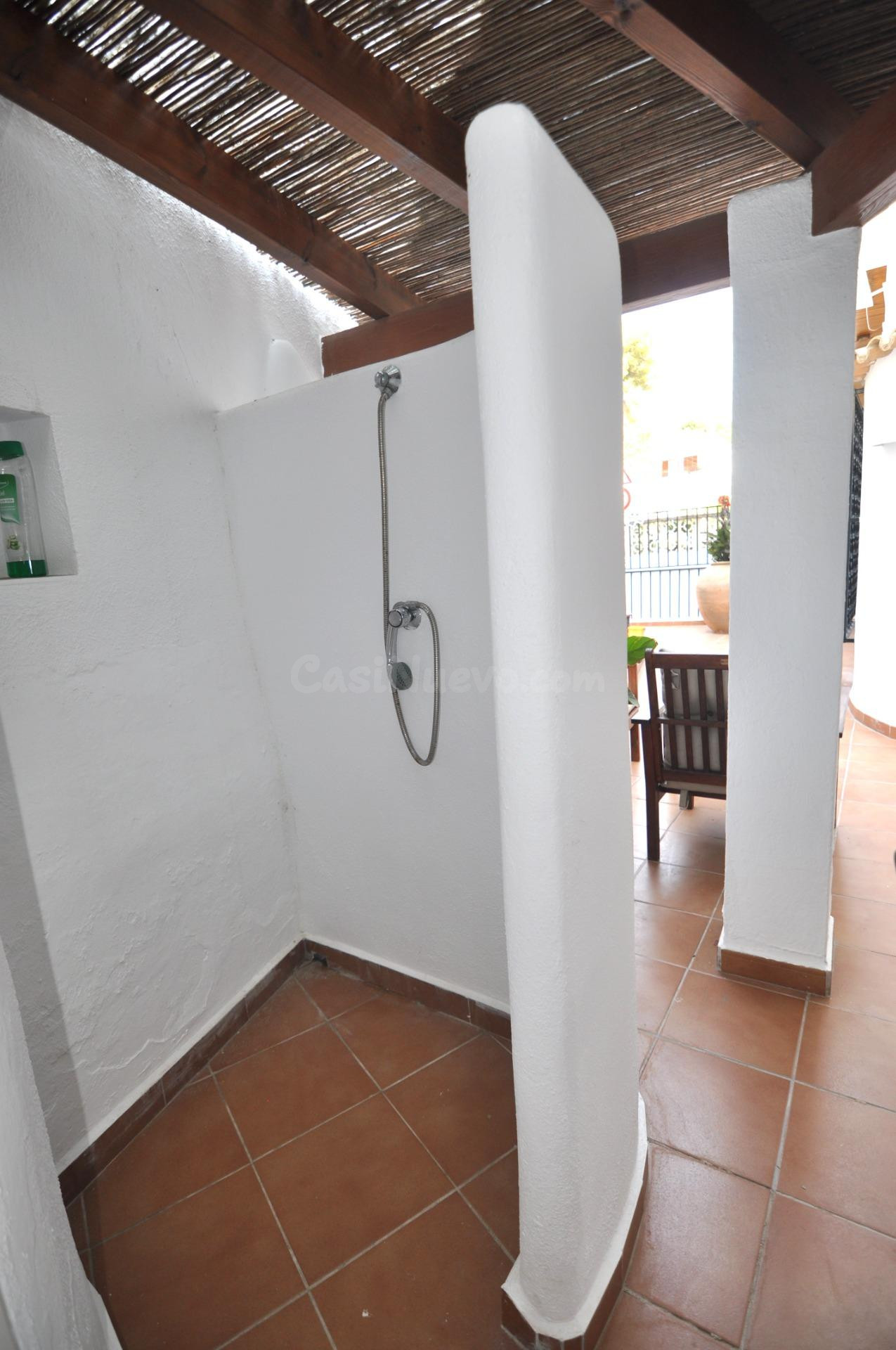 Apartamento a 20m de la playa de El Portet - foto 5
