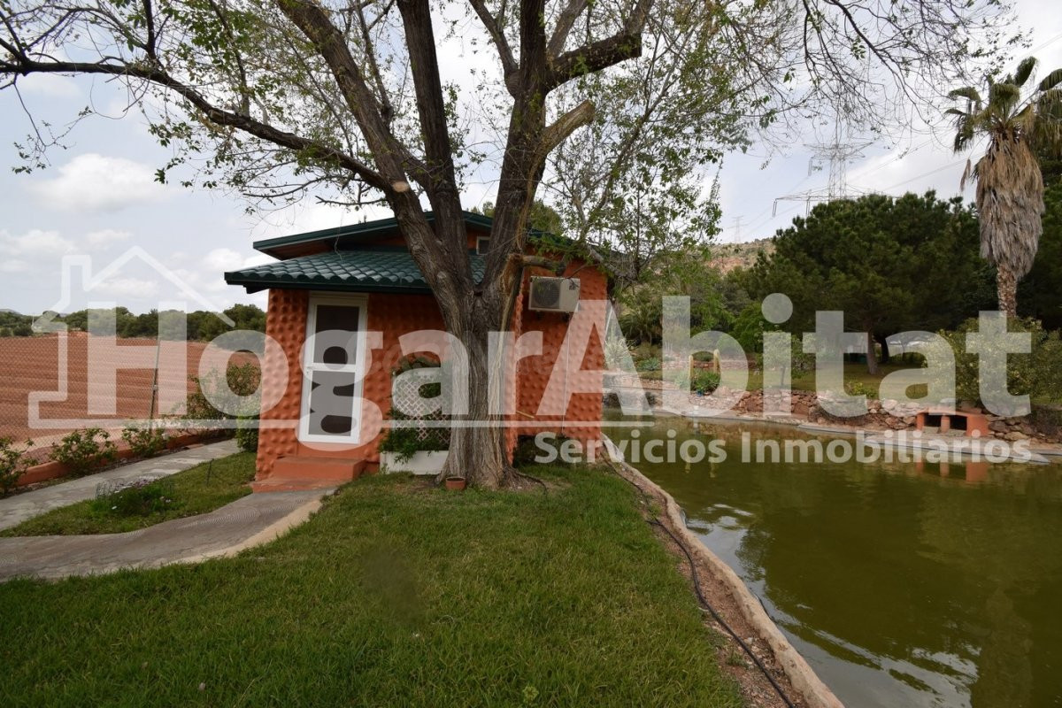 ESPECTACULAR VILLA DE LUJO EN URBANIZACIÓN PRIVADA - foto 2