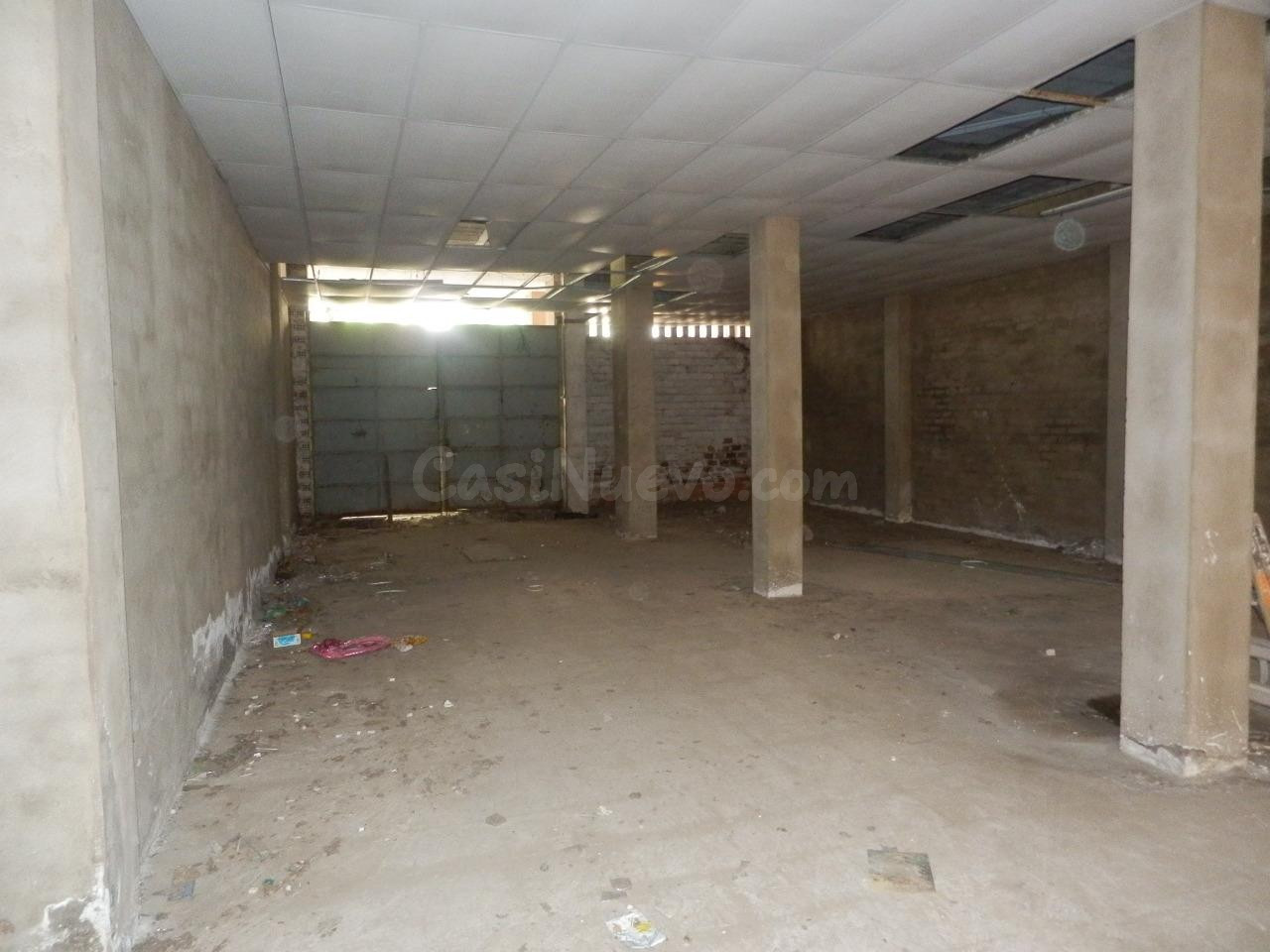 Local comercial en alquiler - Estación - foto 3