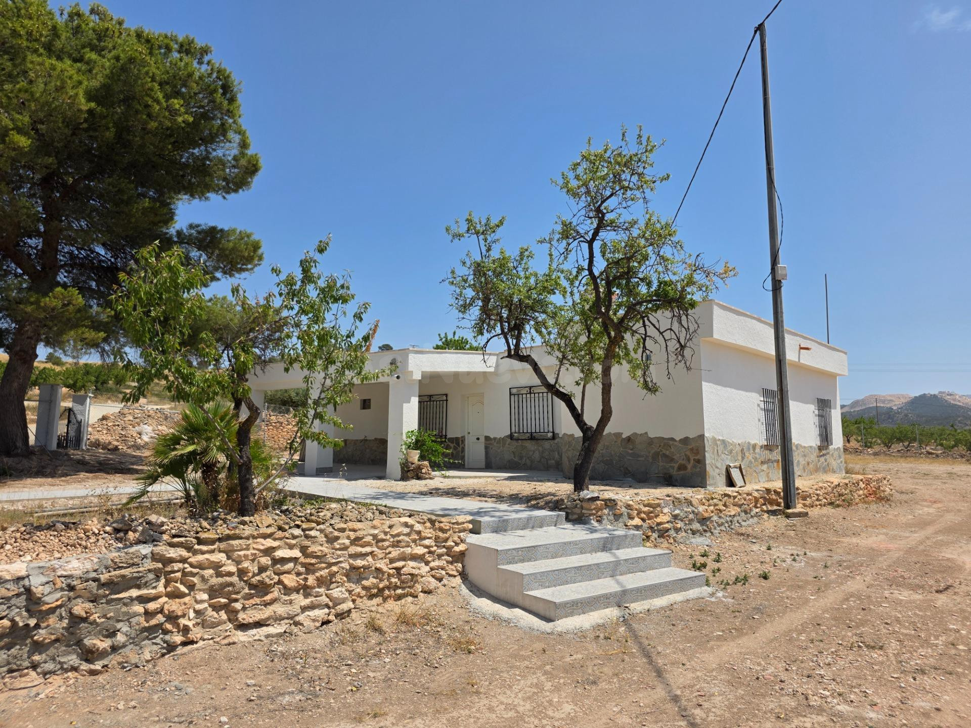 ¡Tu refugio en la naturaleza te espera en Algueña!