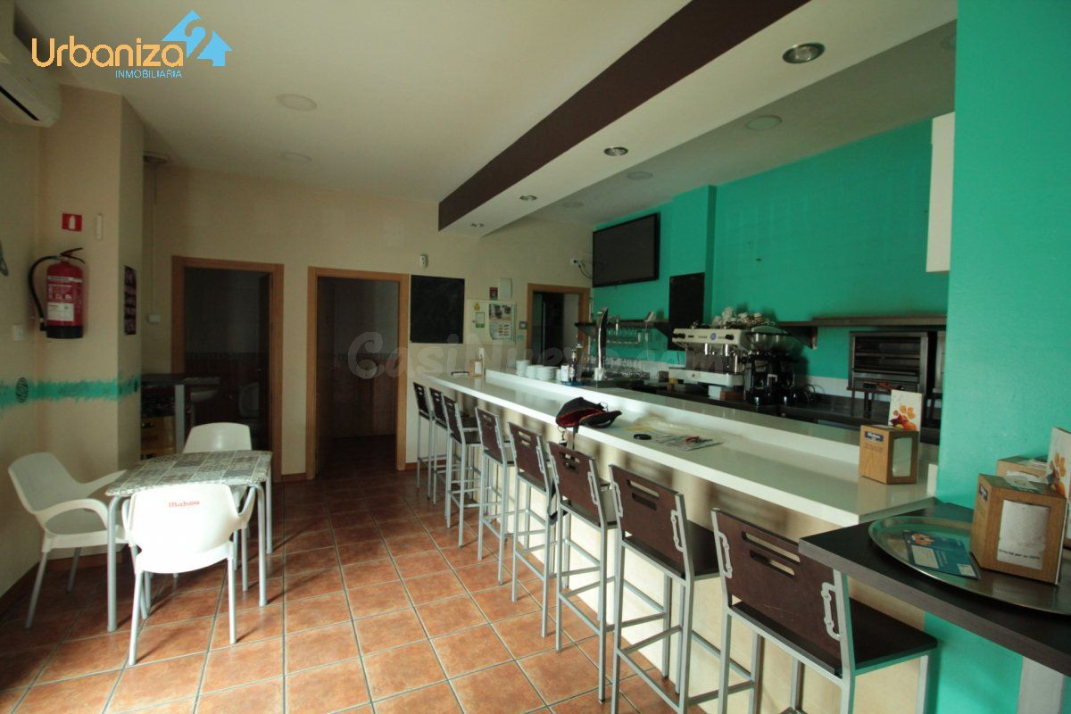 Bar completamente montado sin traspaso