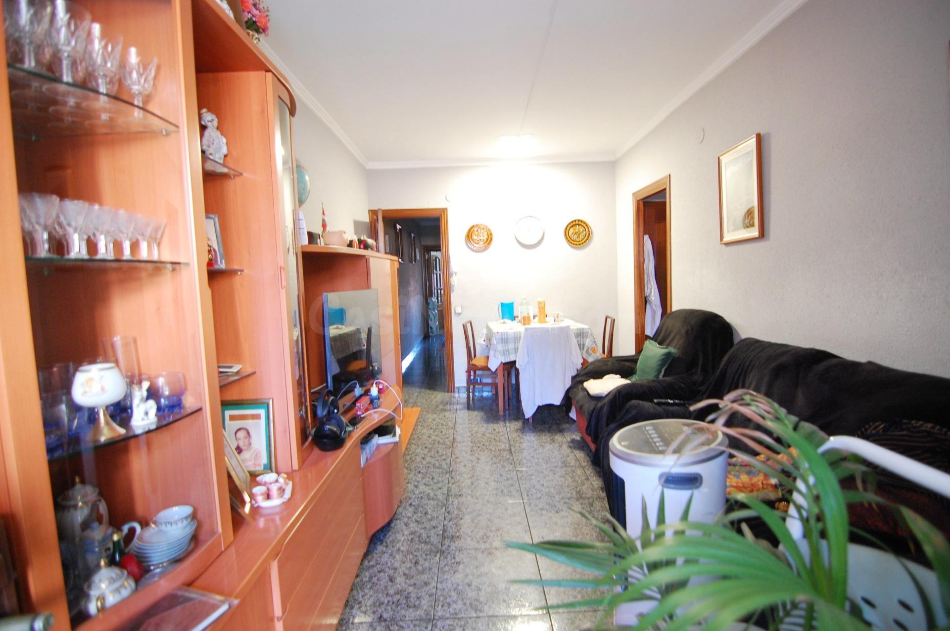 ¡Tu nuevo hogar en Badalona te espera! - foto 3