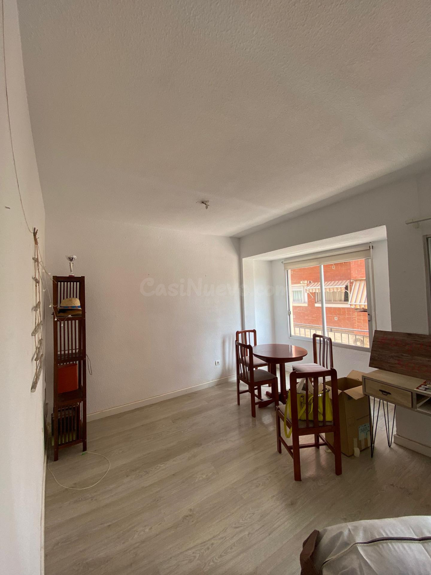 Amplio apartamento de 3 habitaciones en zona consolidada de  - foto 2