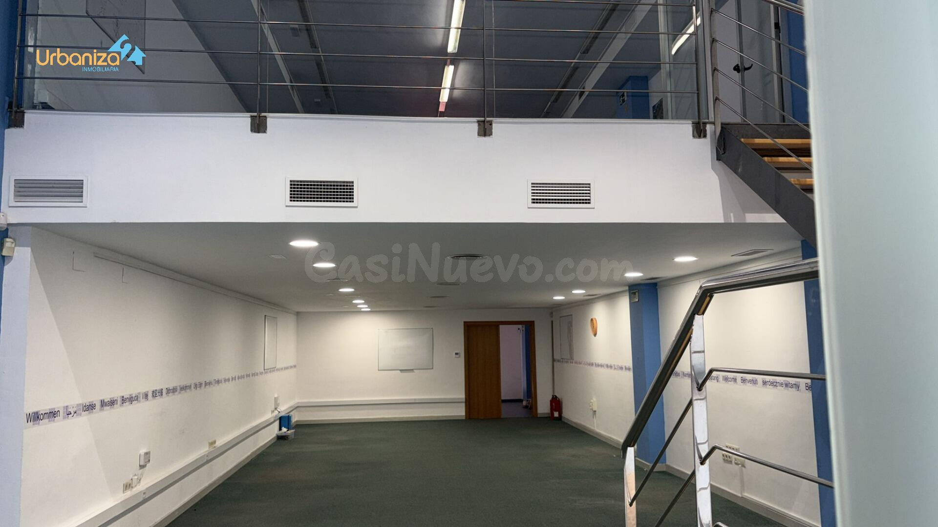 LOCAL DIAFANO EN MUY BUEN ESTADO CON PATIO DE 300 M2. PRIVATIVO