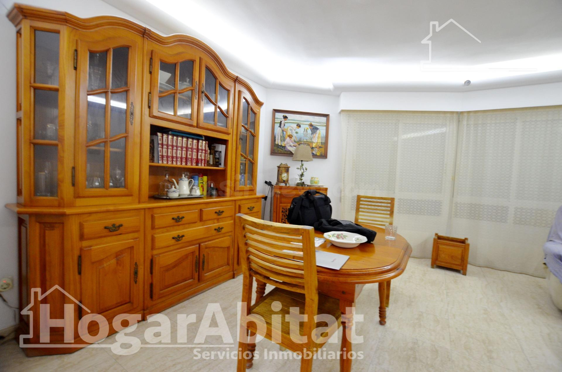 ¡EN PLENO CENTRO! PRECIOSO ADOSADO CON GARAJE Y TERRAZA - foto 5