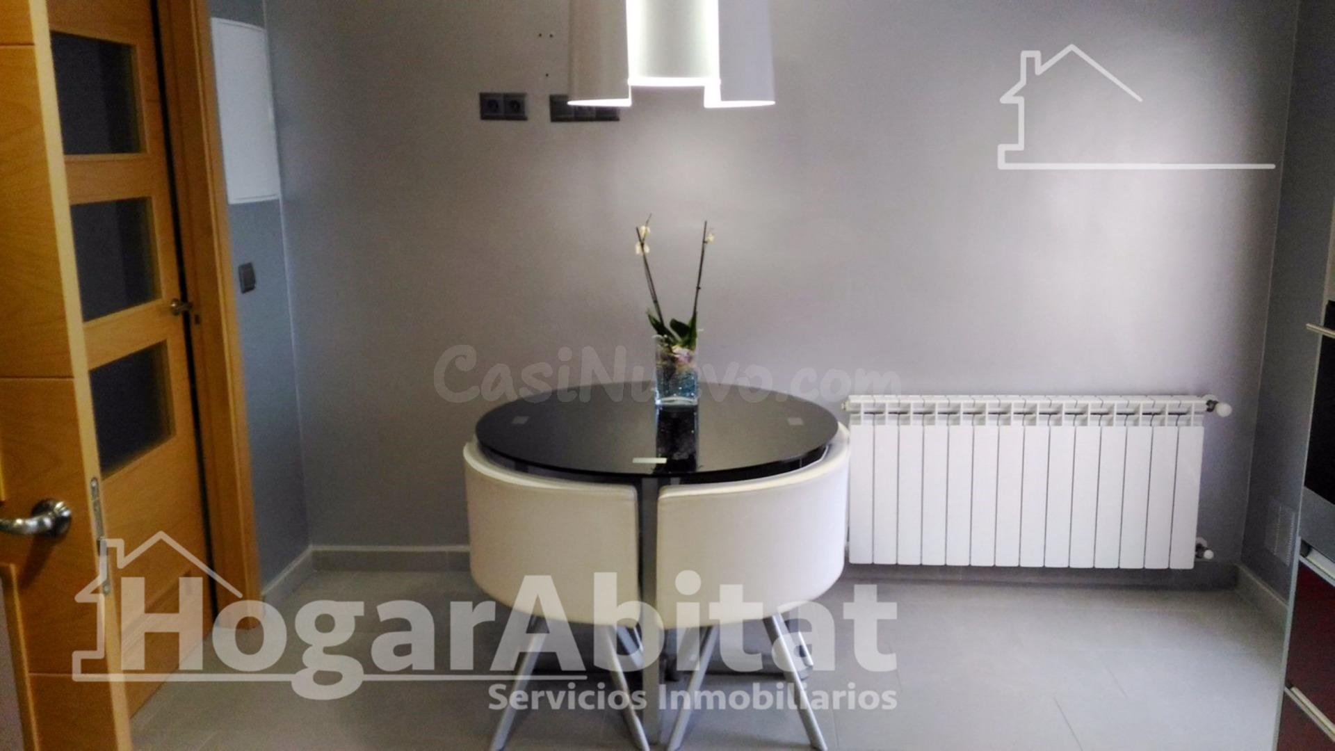 PRECIOSO ADOSADO CON TERRAZA Y GARAJE - foto 4