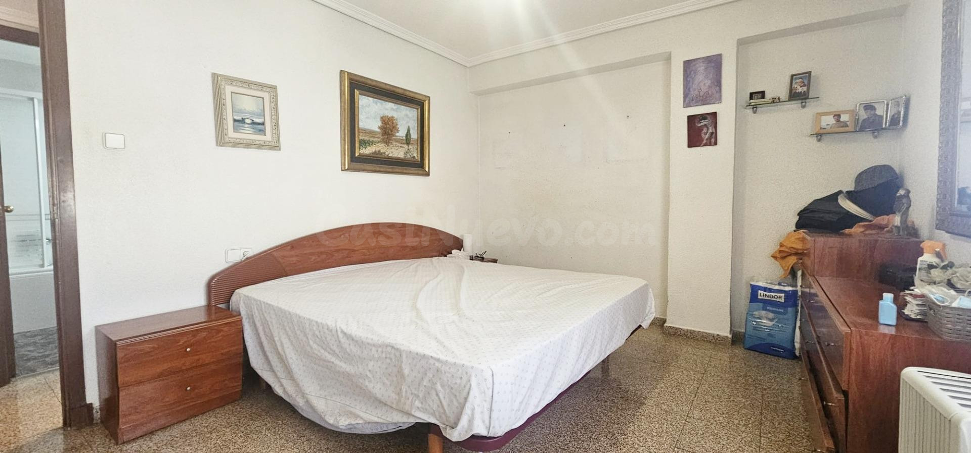 Amplio Piso en Alicante, Zona Babel - ¡Tu Nuevo Hogar Espera - foto 3