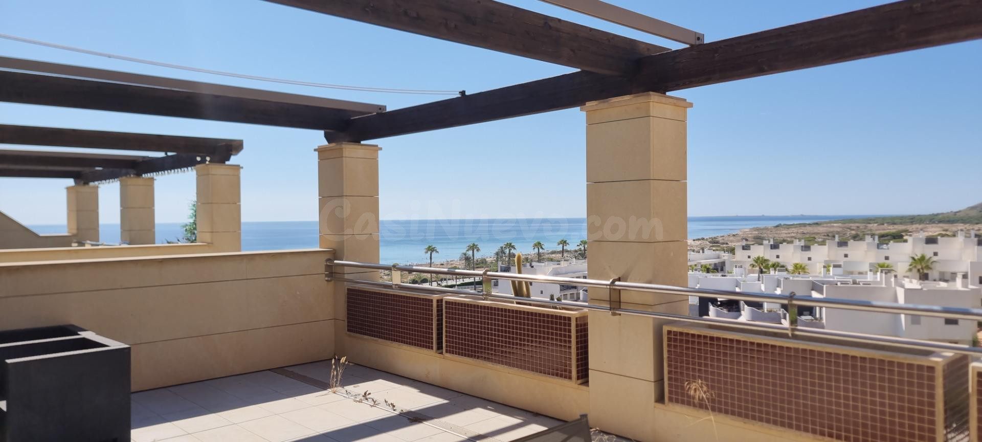 Apartamento en 1ª línea de MAR con impresionantes vistas y terraza de unos 35m2