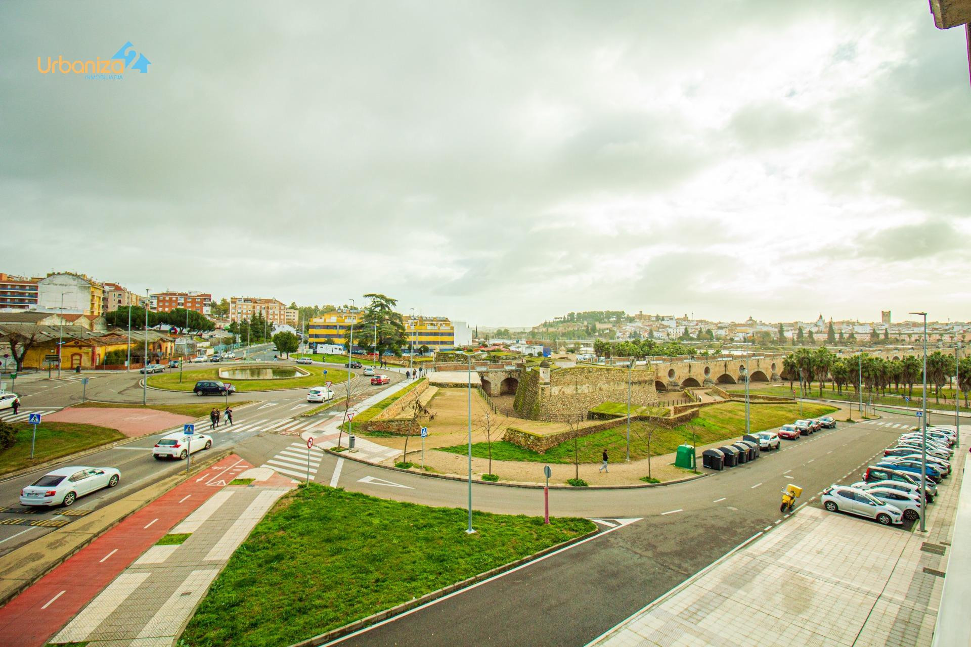 PISO ALQUILER SIN MUEBLES CON PLAZA DE GARAJE Y TRASTERO - foto 4