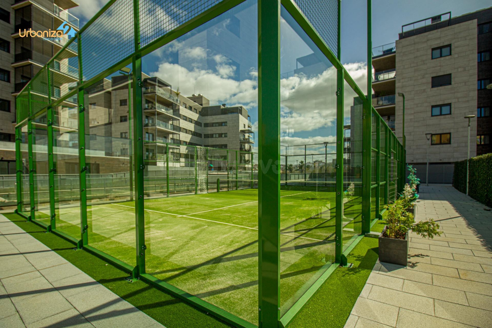 ¡A estrenar! Dos dormitorios, Garaje y Trastero, Piscina Com - foto 3
