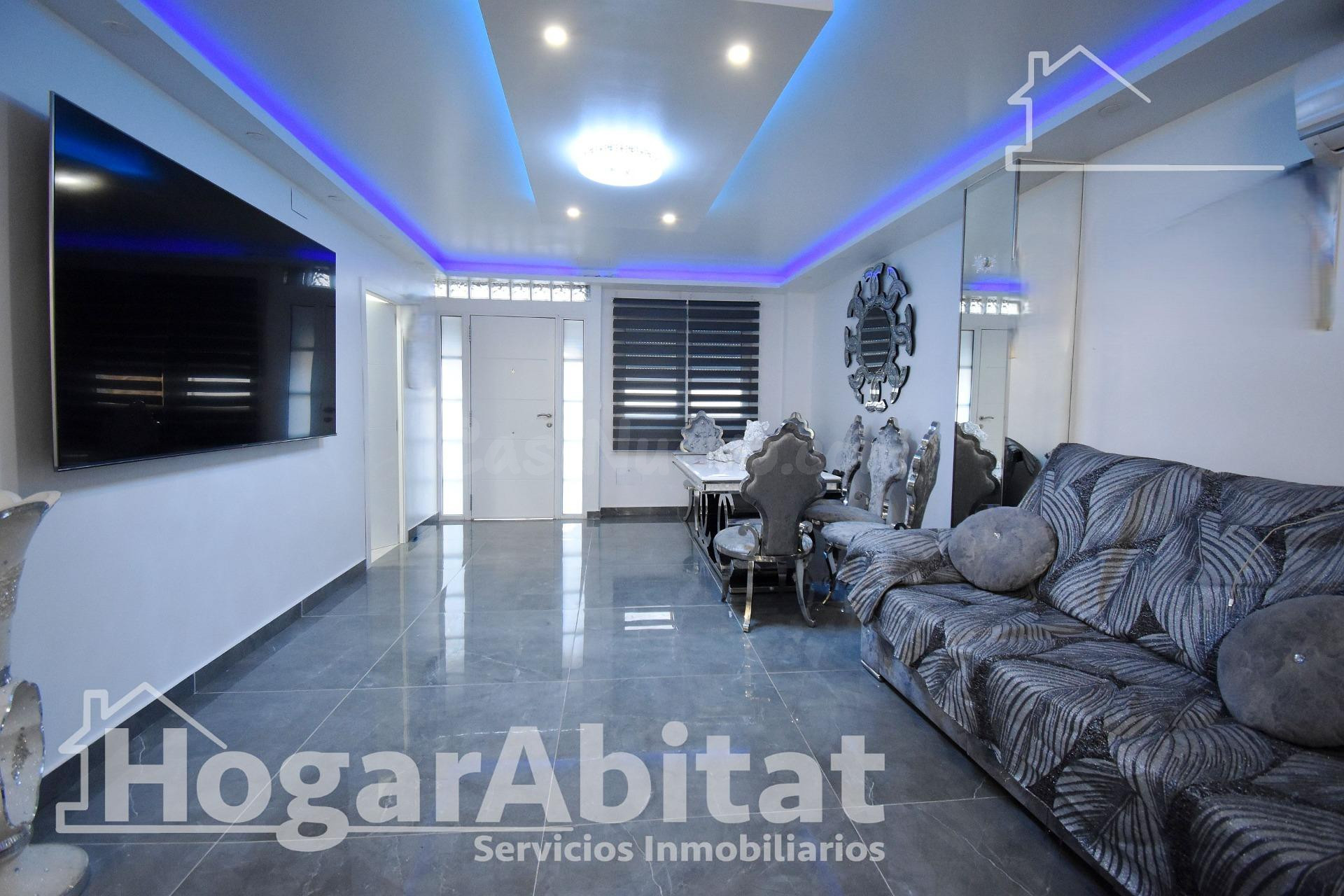 CASA REFORMADA Y MUY BONITA CON TRASTERO Y TERRAZA - foto 2