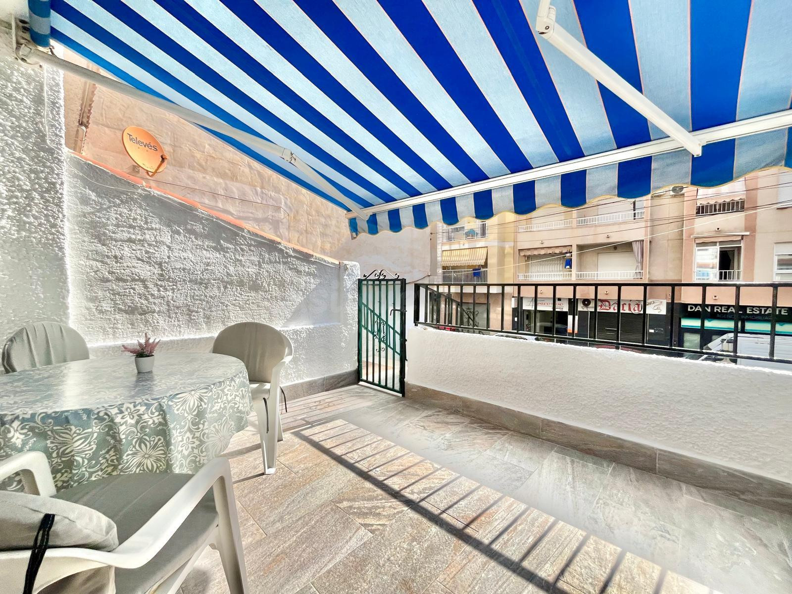 Ático dúplex con terraza y dos balcones a solo 5 minutos de  - foto 5