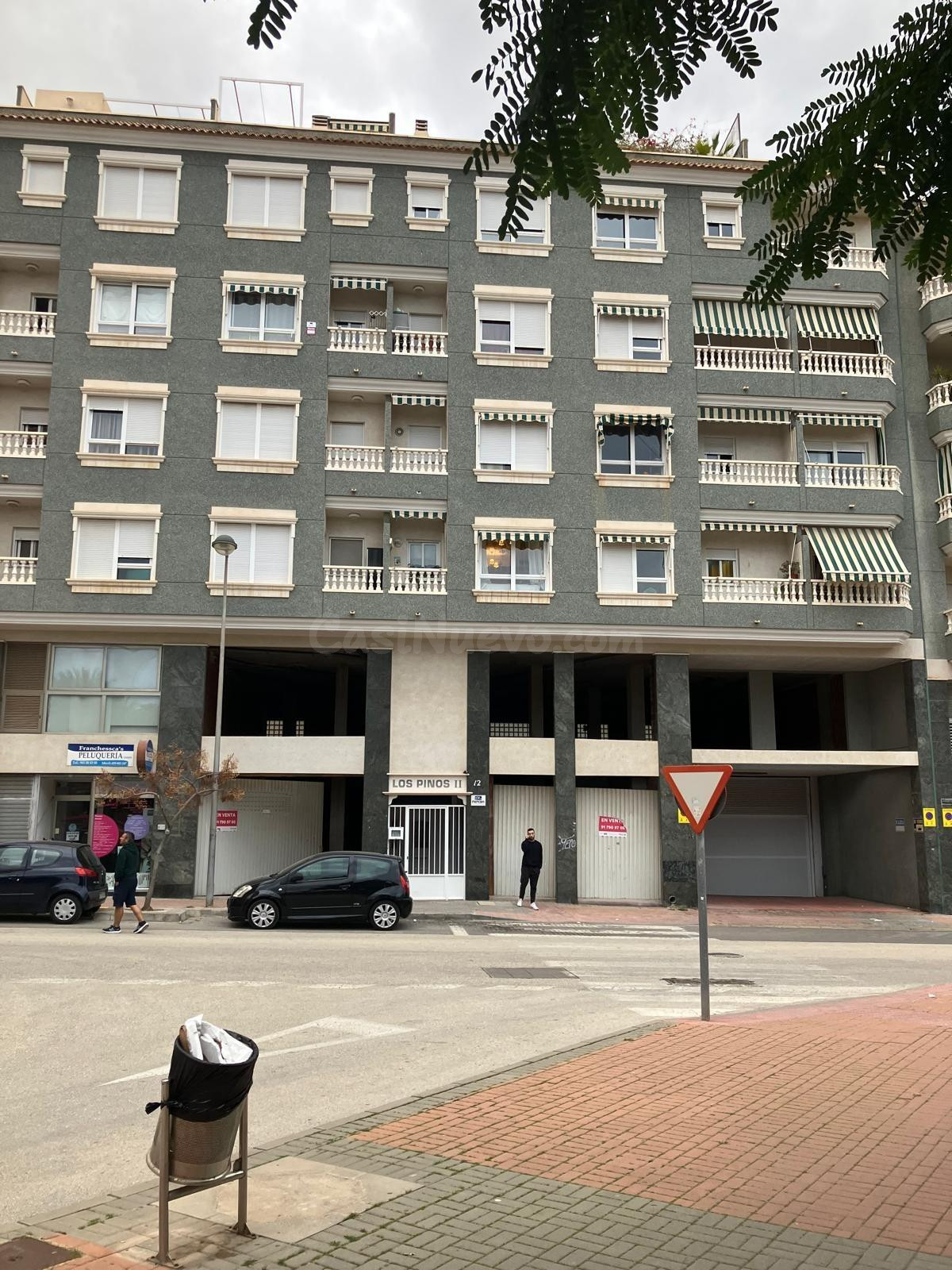 Amplio Local Comercial en El Campello - Oportunidad de Alqui