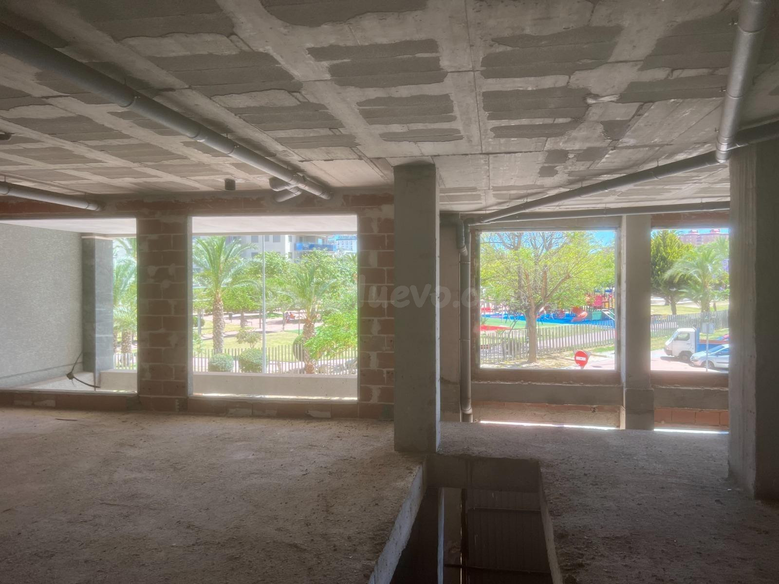 Amplio Local Comercial en El Campello - Oportunidad de Alqui - foto 4