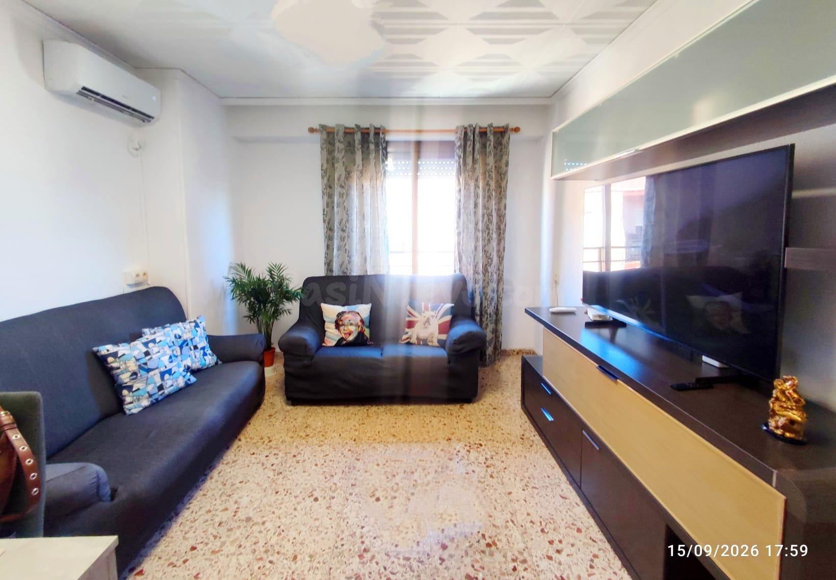 AMPLIA VIVIENDA DE CUATRO DORMITORIOS EN CASTALLA - foto 2