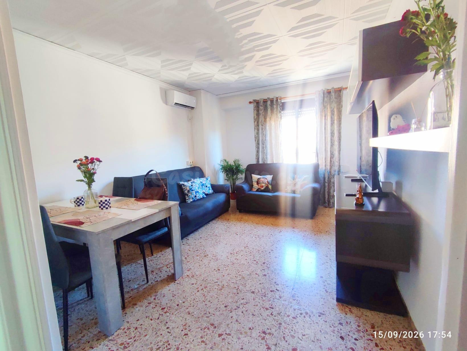 AMPLIA VIVIENDA DE CUATRO DORMITORIOS EN CASTALLA - foto 3