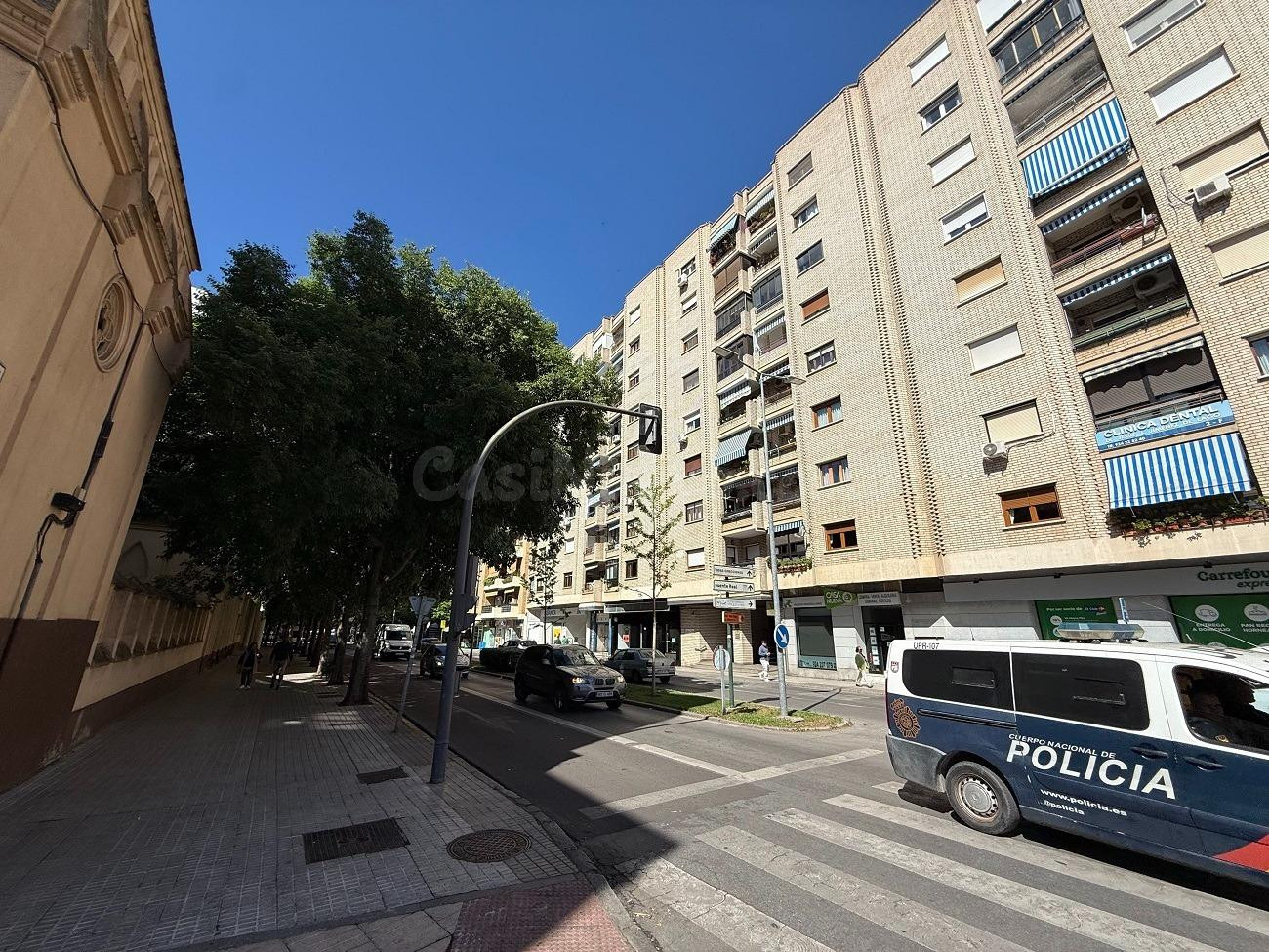 ✨ ¡Oportunidad en pleno centro de Badajoz! ✨ - foto 2