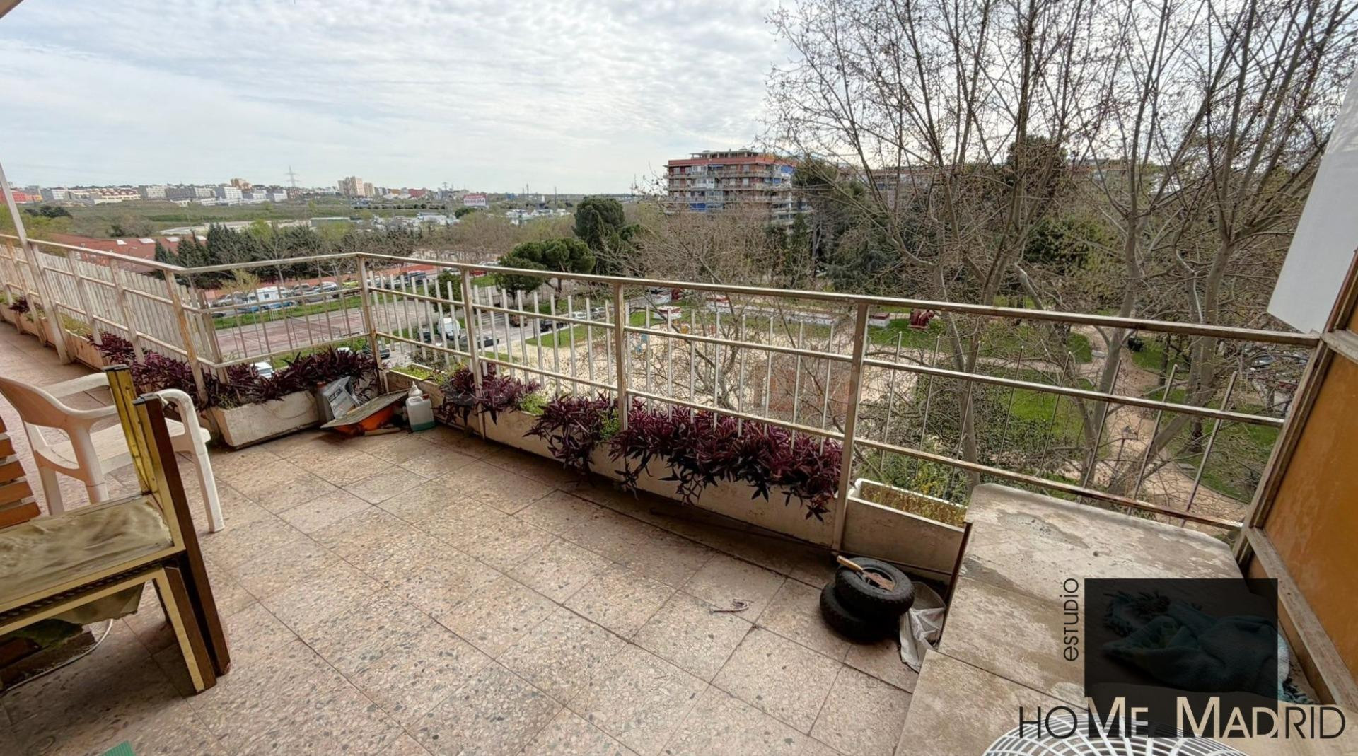 ESTUDIO HOME MADRID OFRECE piso en esquina de 134 m2, totalm - foto 3
