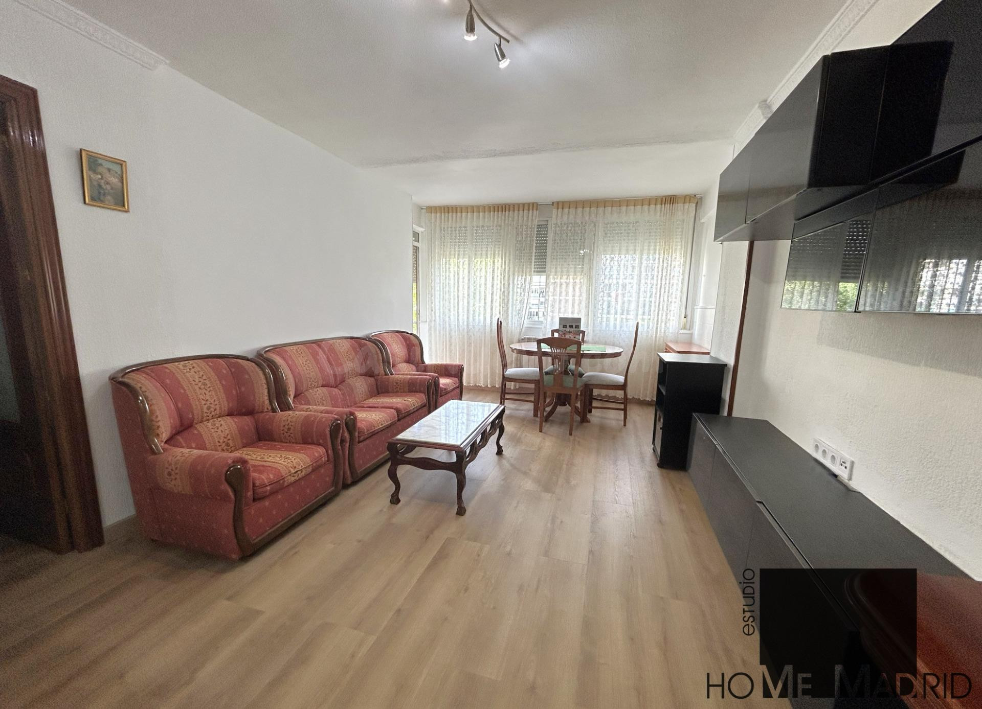 ESTUDIO HOME MADRID OFRECE piso de 77 m2, exterior y reformado, con orientación sur, en el Barrio del Pilar. - foto 2