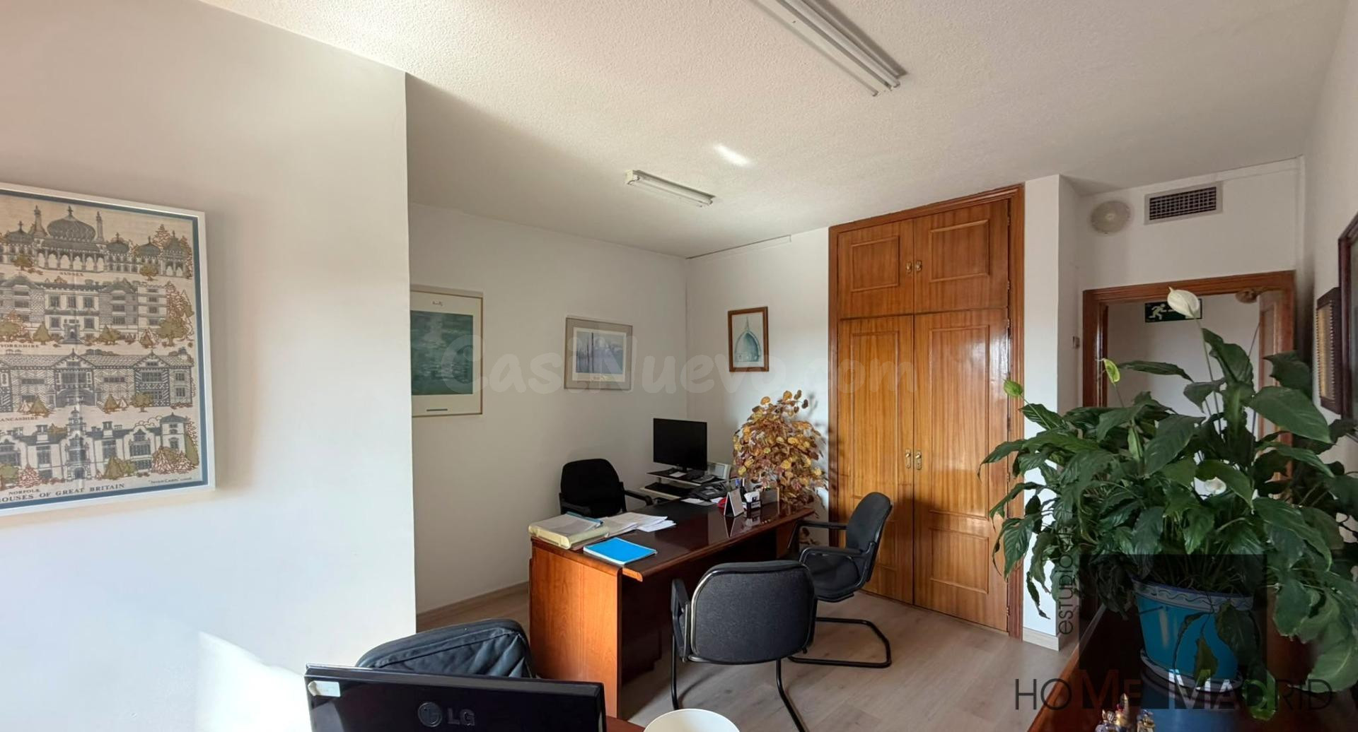 ESTUDIO HOME MADRID OFRECE despacho profesional de 80 metros, ubicado en la calle Orense. - foto 2