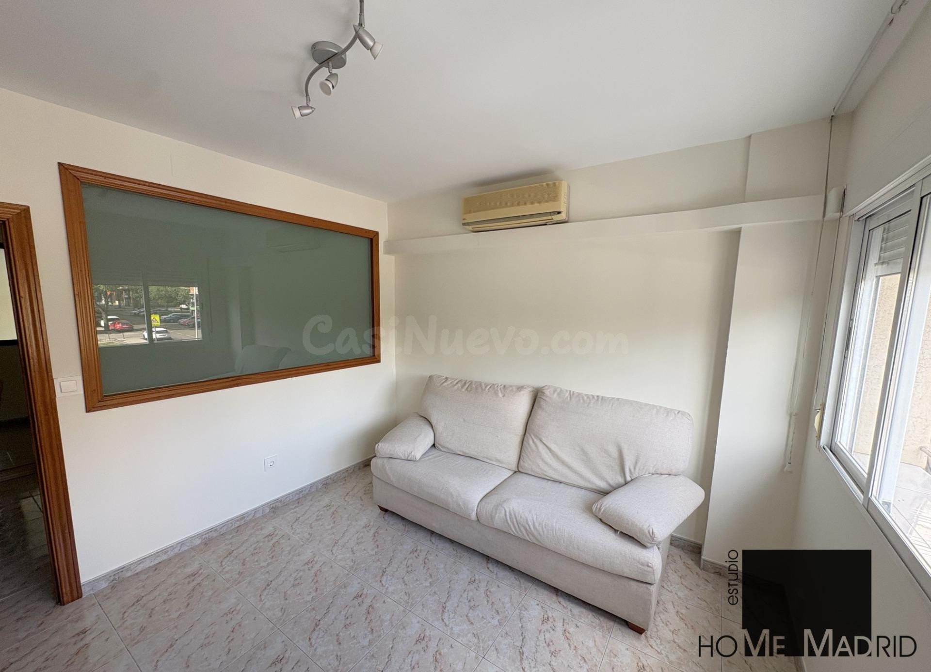 ESTUDIO HOME MADRID OFRECE piso de 40 m2 construidos, exterior, con orientación sur, en el barrio del Pilar. - foto 3