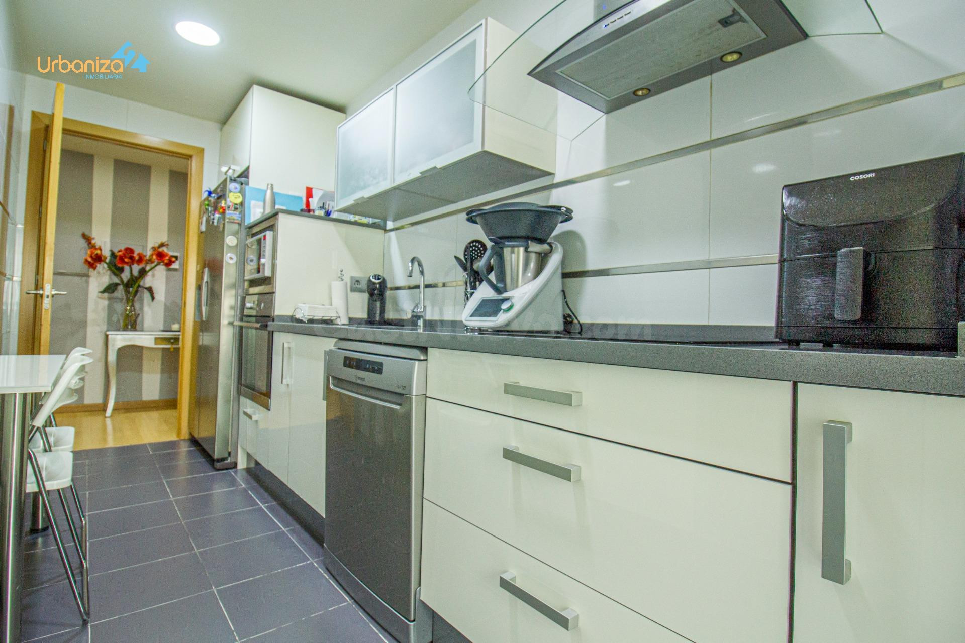 PISO JUNTO A PUERTA DE PALMAS DE 3D CON GARAJE Y TRASTERO LISTO PARA ENTRAR A VIVIR - foto 2