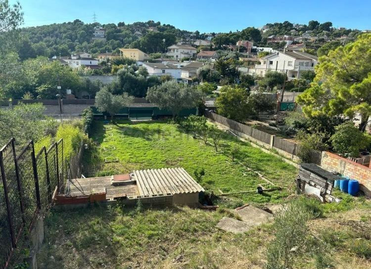 Terreno llano de 812m2 con caseta - foto 5