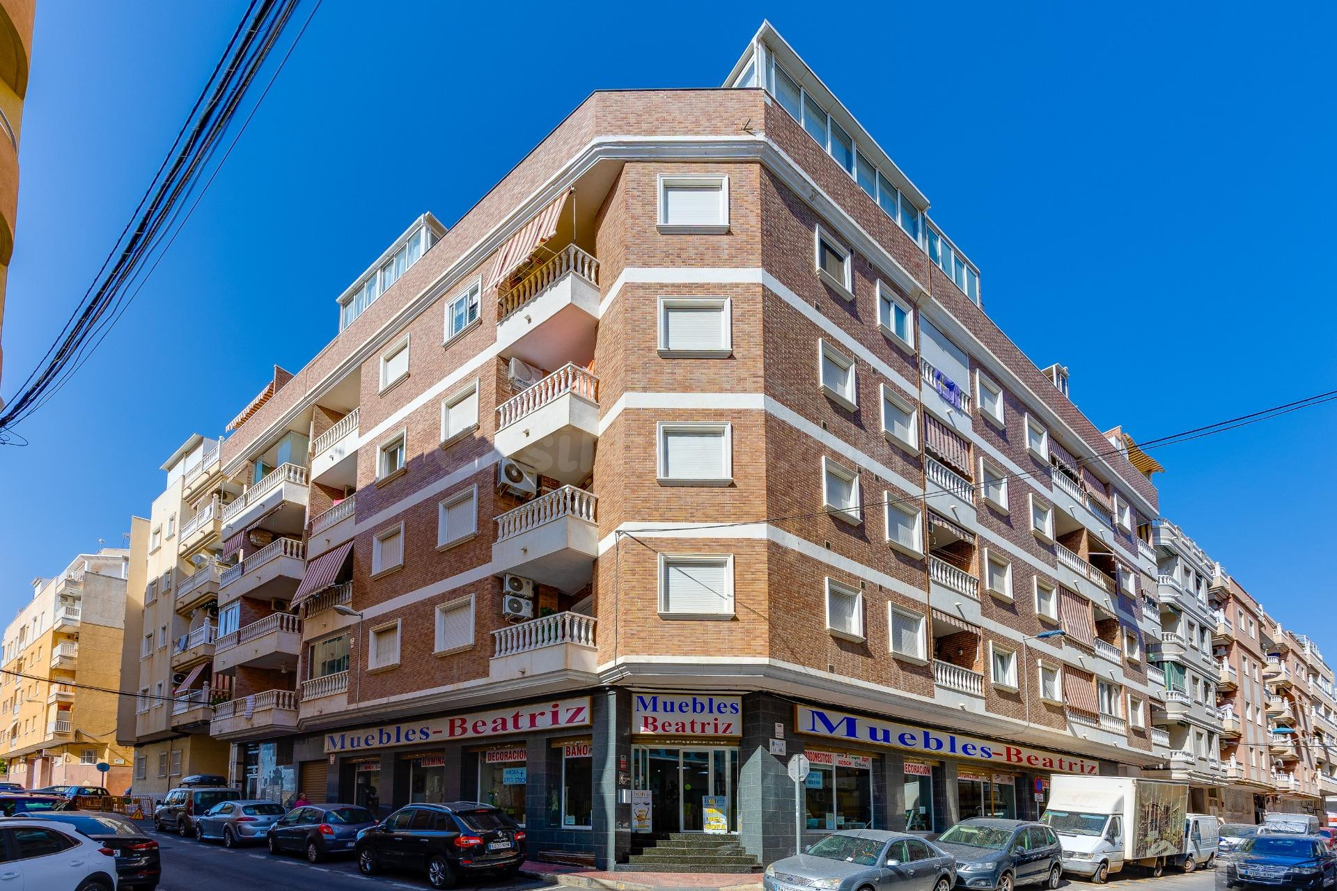 PISO EN TORREVIEJA CERCA DE LA PLAYA DEL CURA