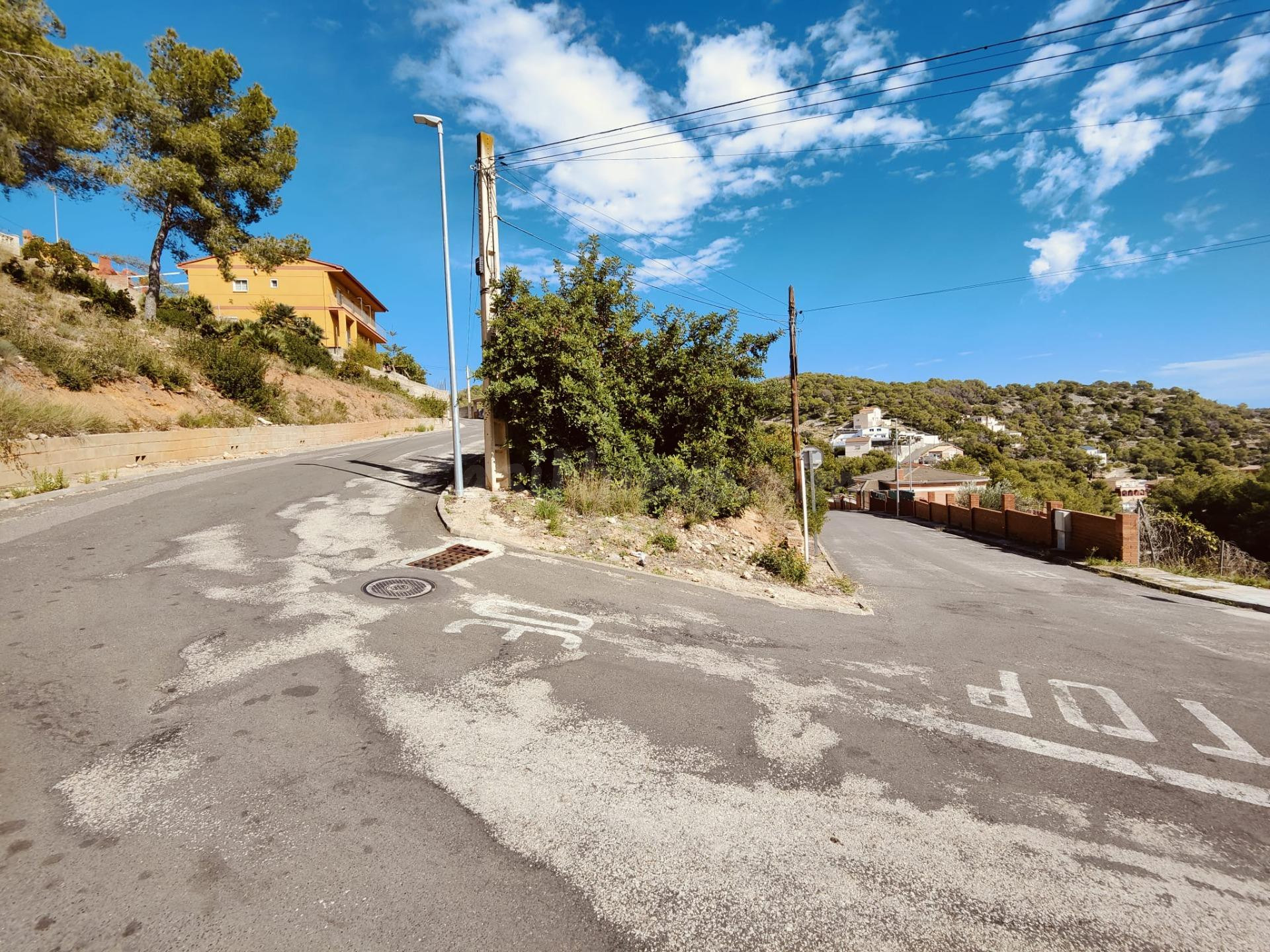 TERRENO CON VISTAS EN CASTELLET - foto 3