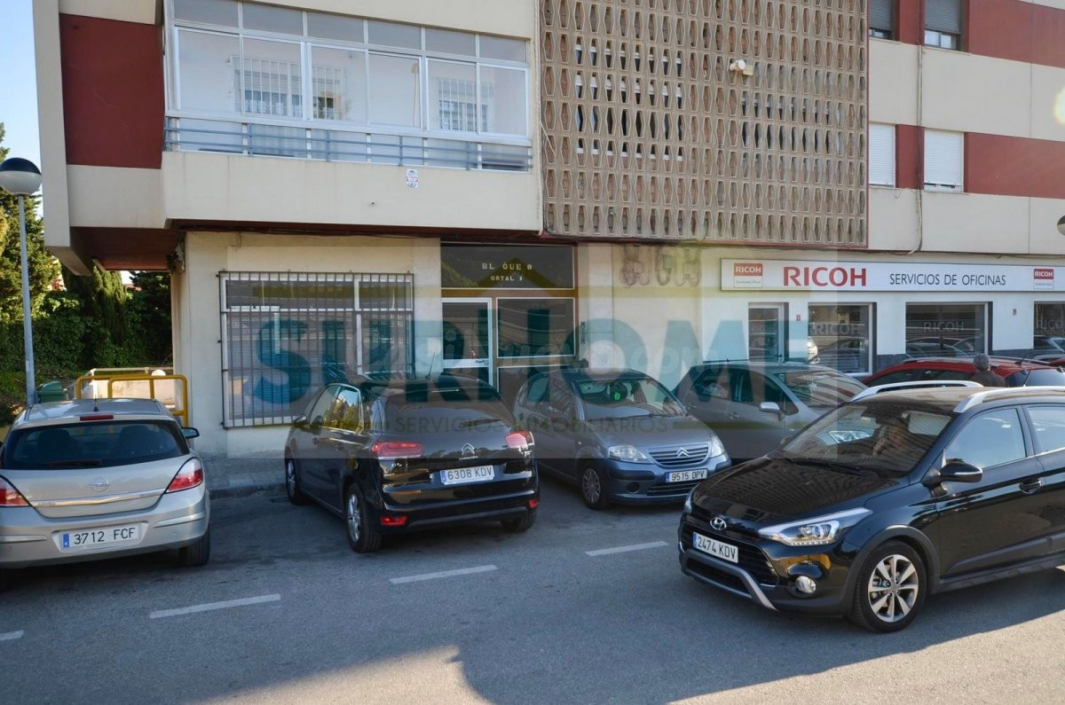 Local comercial ideal para pequeño negocio en Doña Casilda (