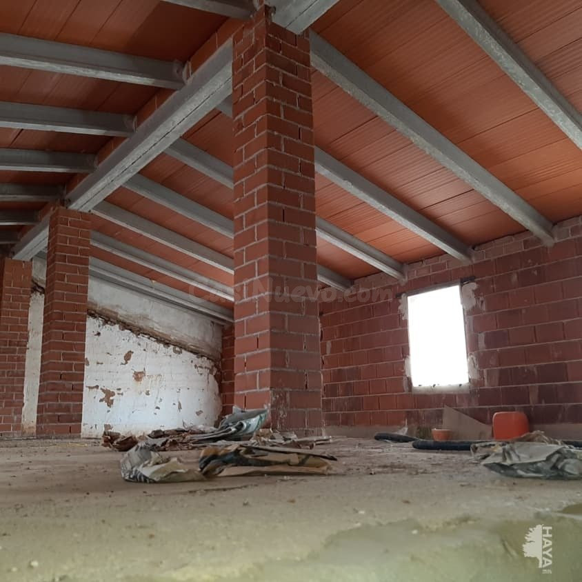 Chalet adosado en venta en Calle Eugenio Hermoso, 06950, Vil - foto 4