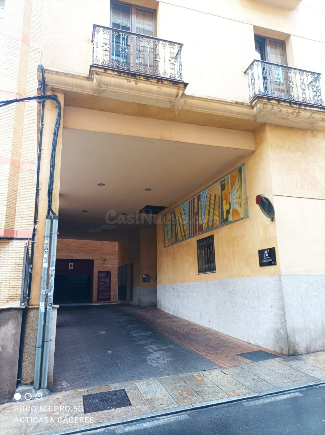SE ALQUILA OFICINA EN EL CENTRO DE CÁCERES