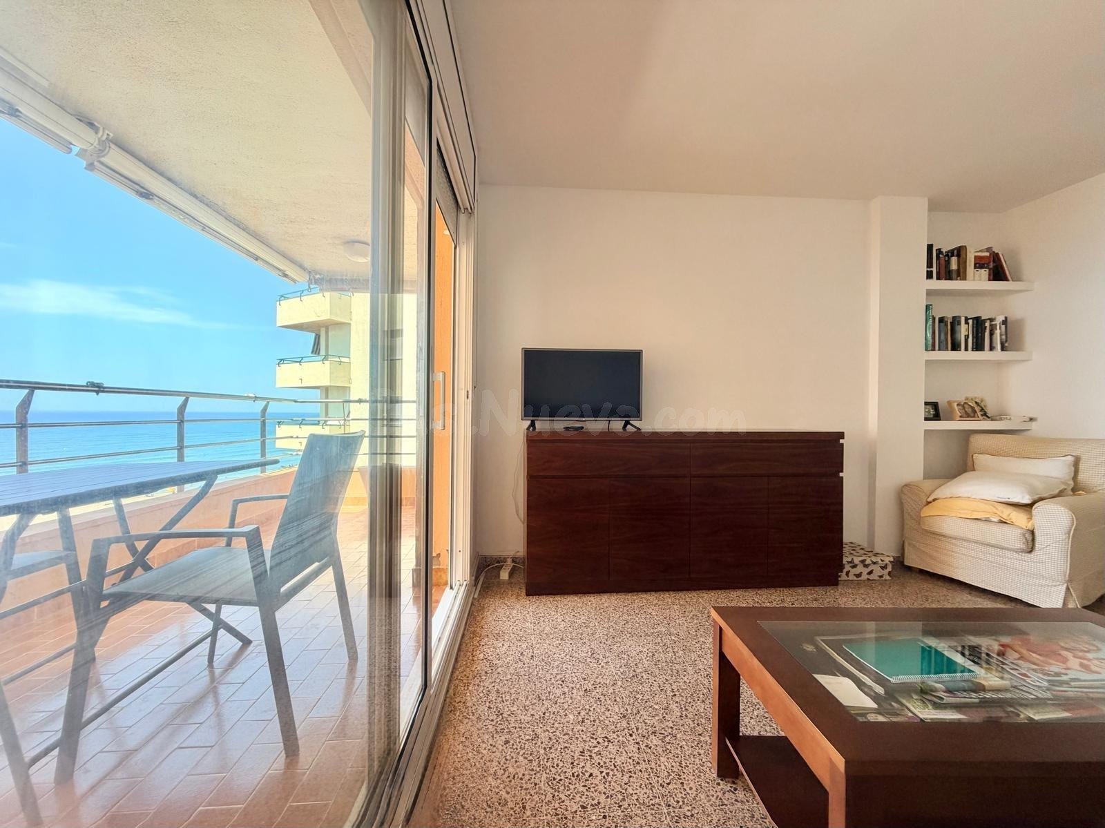 Piso en primera línea de mar con espectaculares vistas - foto 4