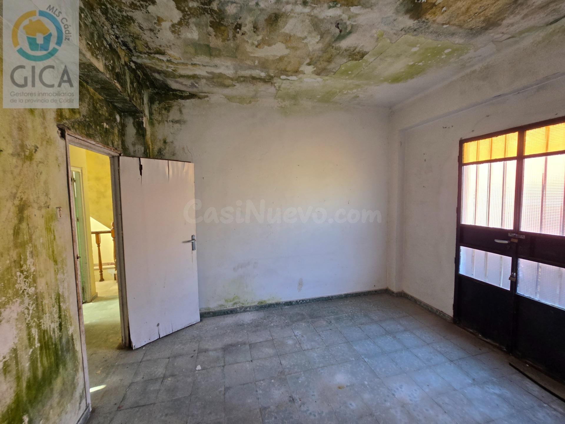 Vivienda con patio interior en la Piñera - foto 3
