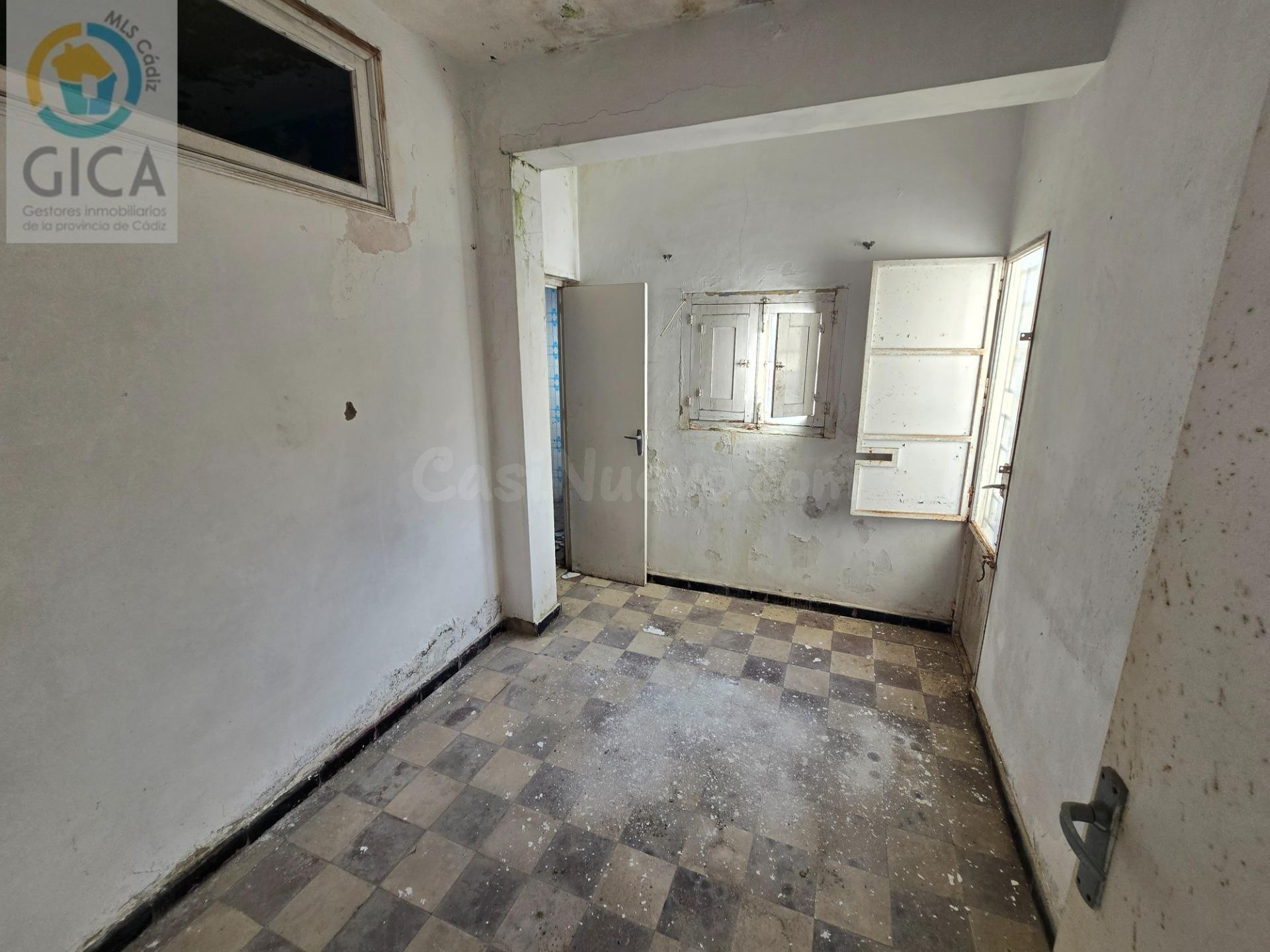 Vivienda con patio interior en la Piñera - foto 4