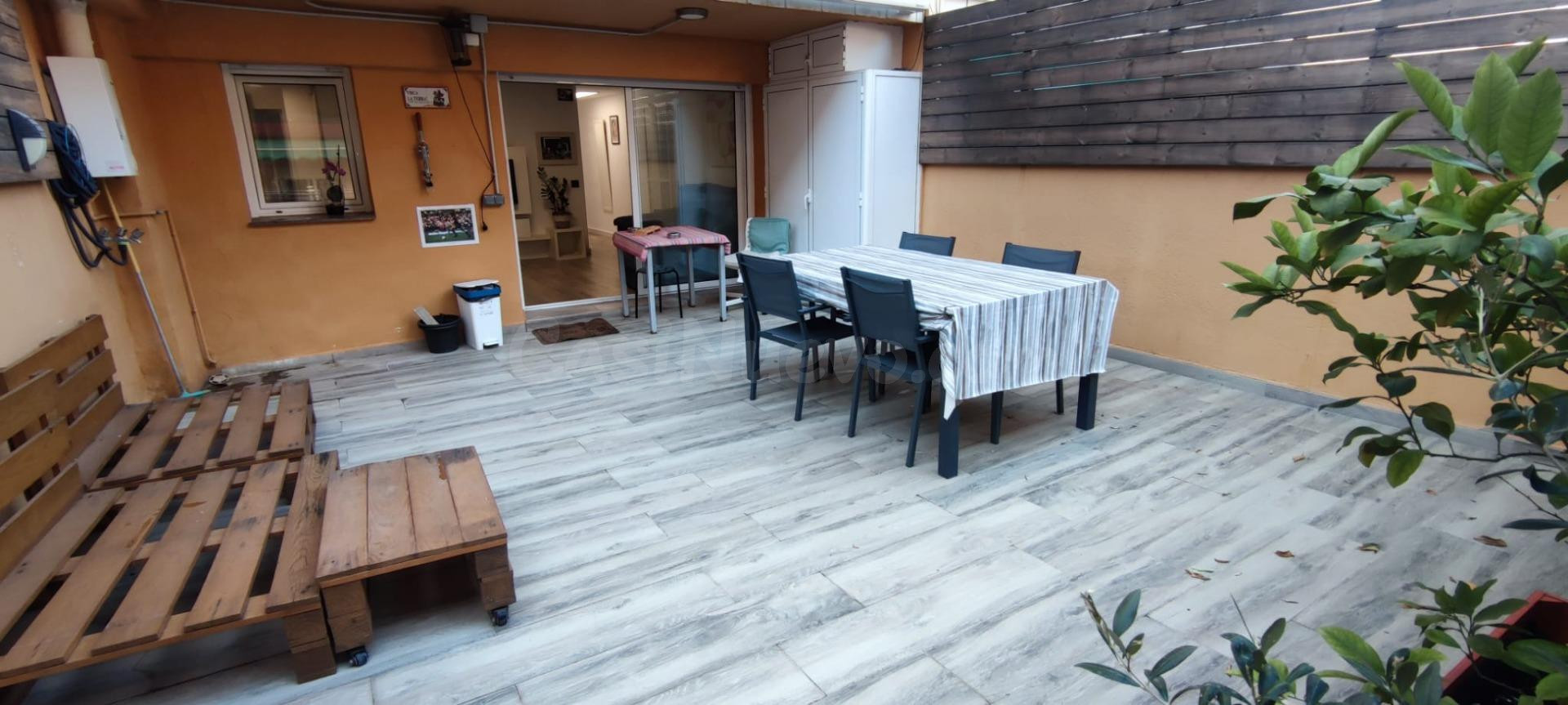 Piso céntrico con gran terraza