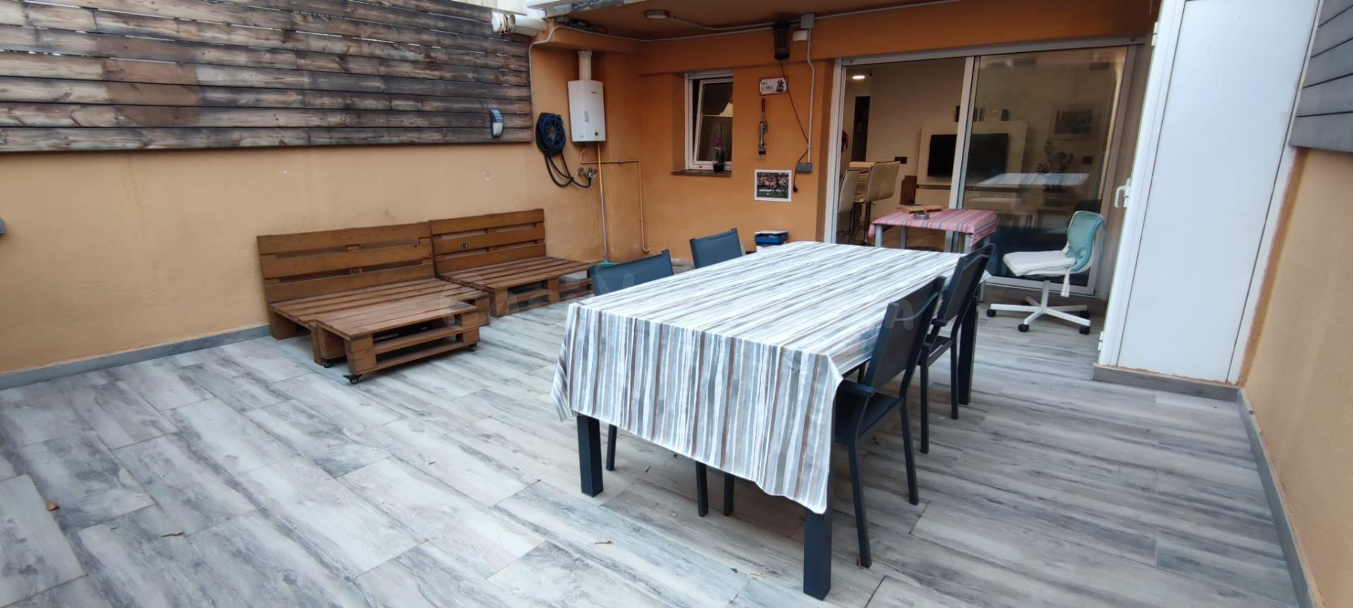 Piso céntrico con gran terraza - foto 3